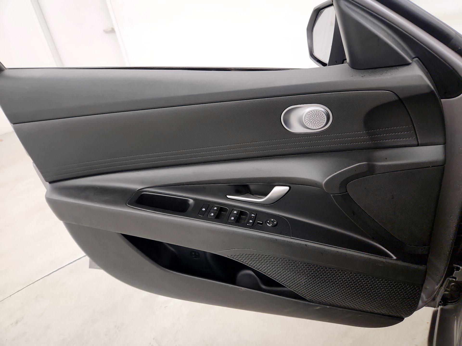 Thumbnail: 2024 Hyundai Elantra - 12