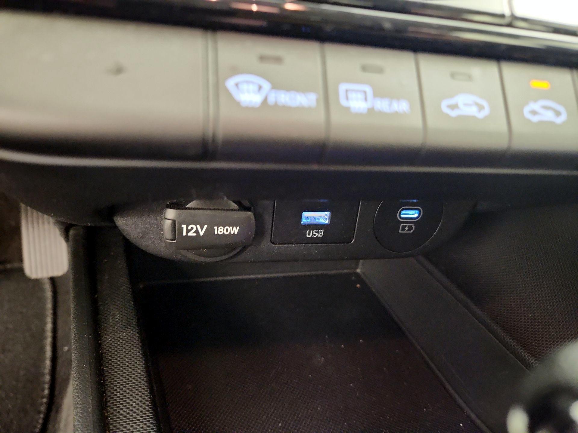 Thumbnail: 2024 Hyundai Elantra - 19