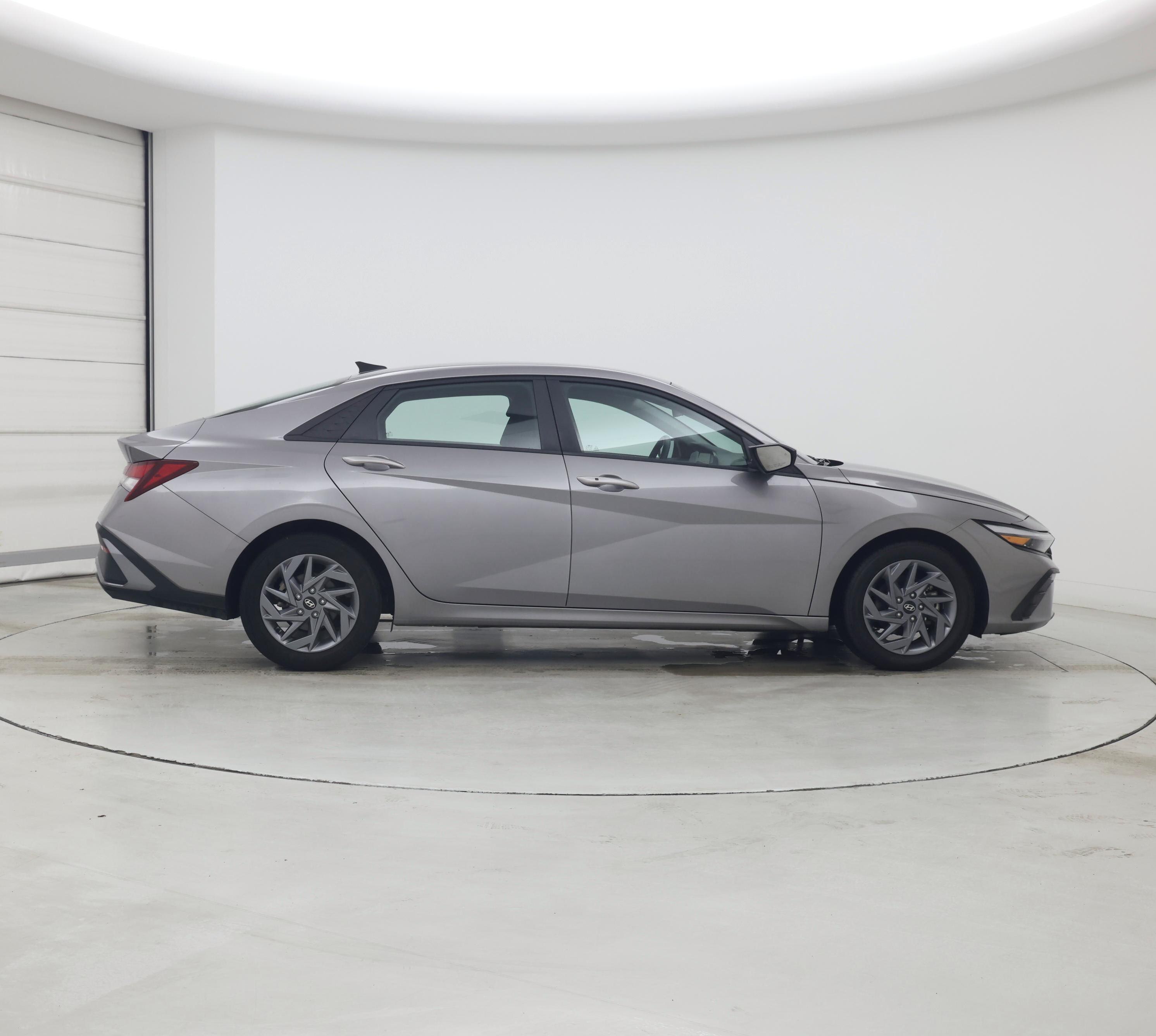 Thumbnail: 2024 Hyundai Elantra - 7