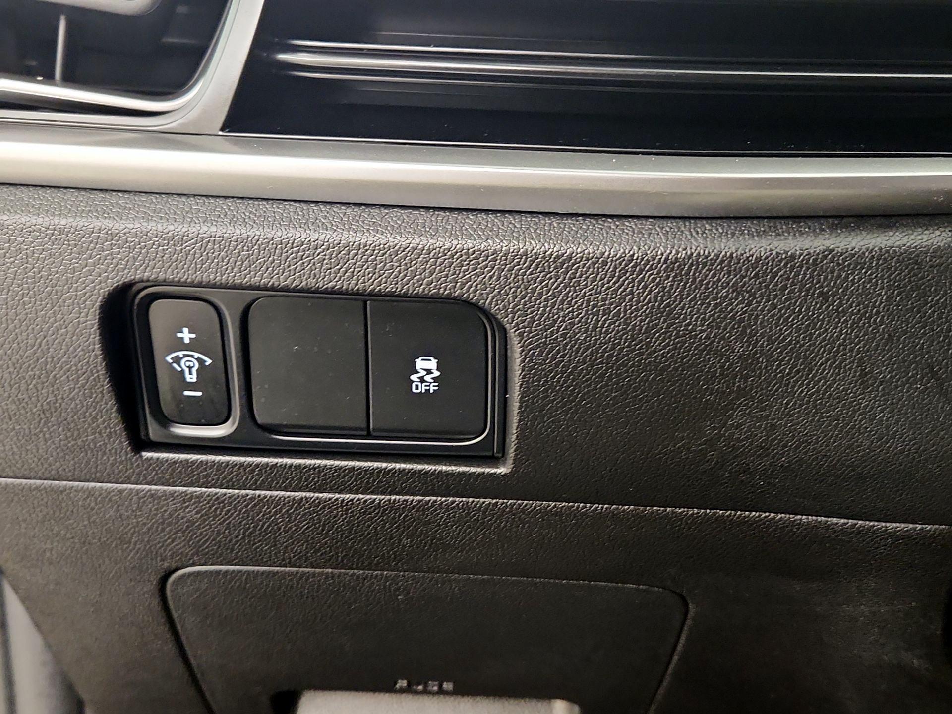 Thumbnail: 2024 Kia Sorento - 11