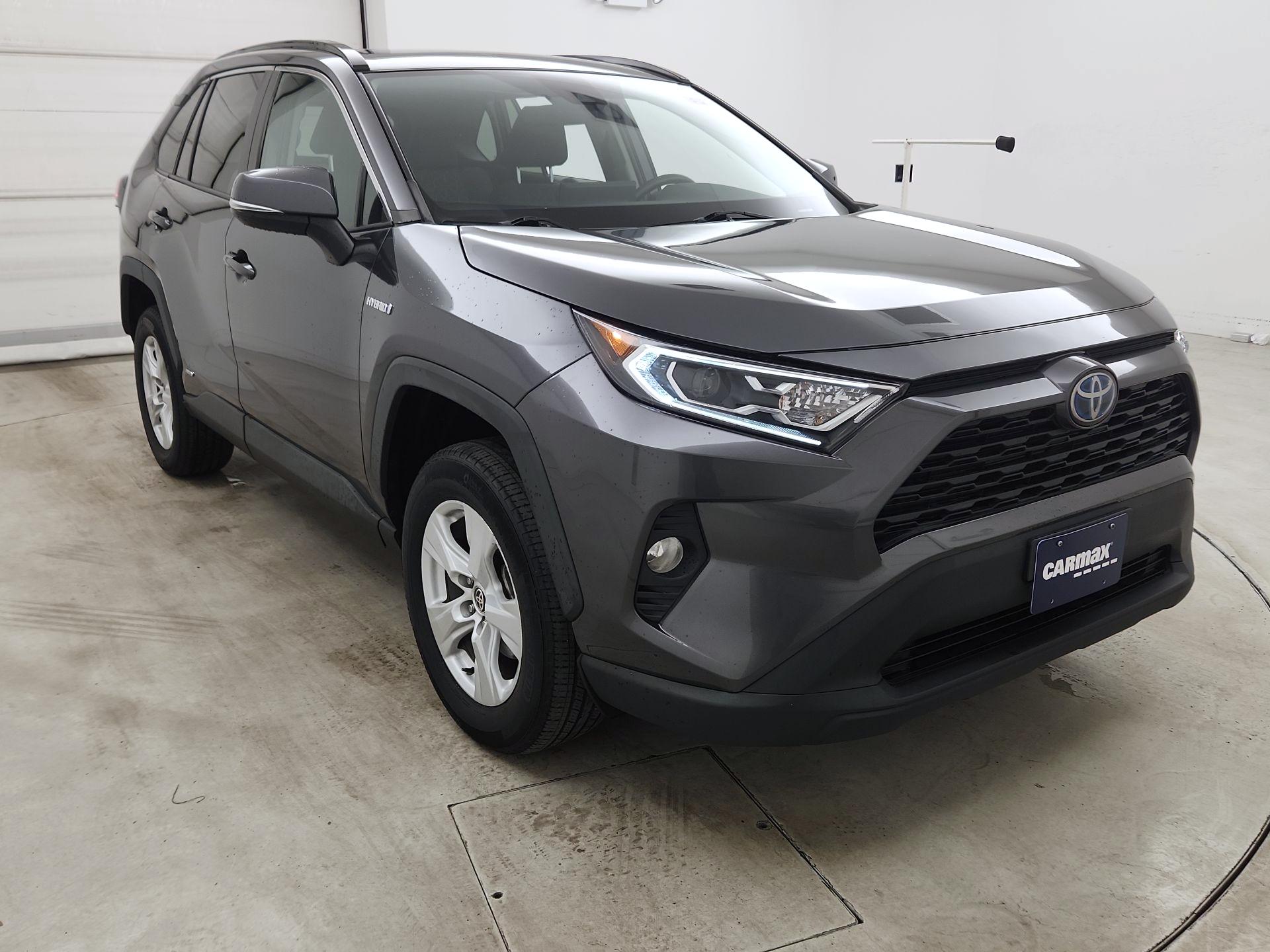 Thumbnail: 2021 Toyota RAV4 - 1