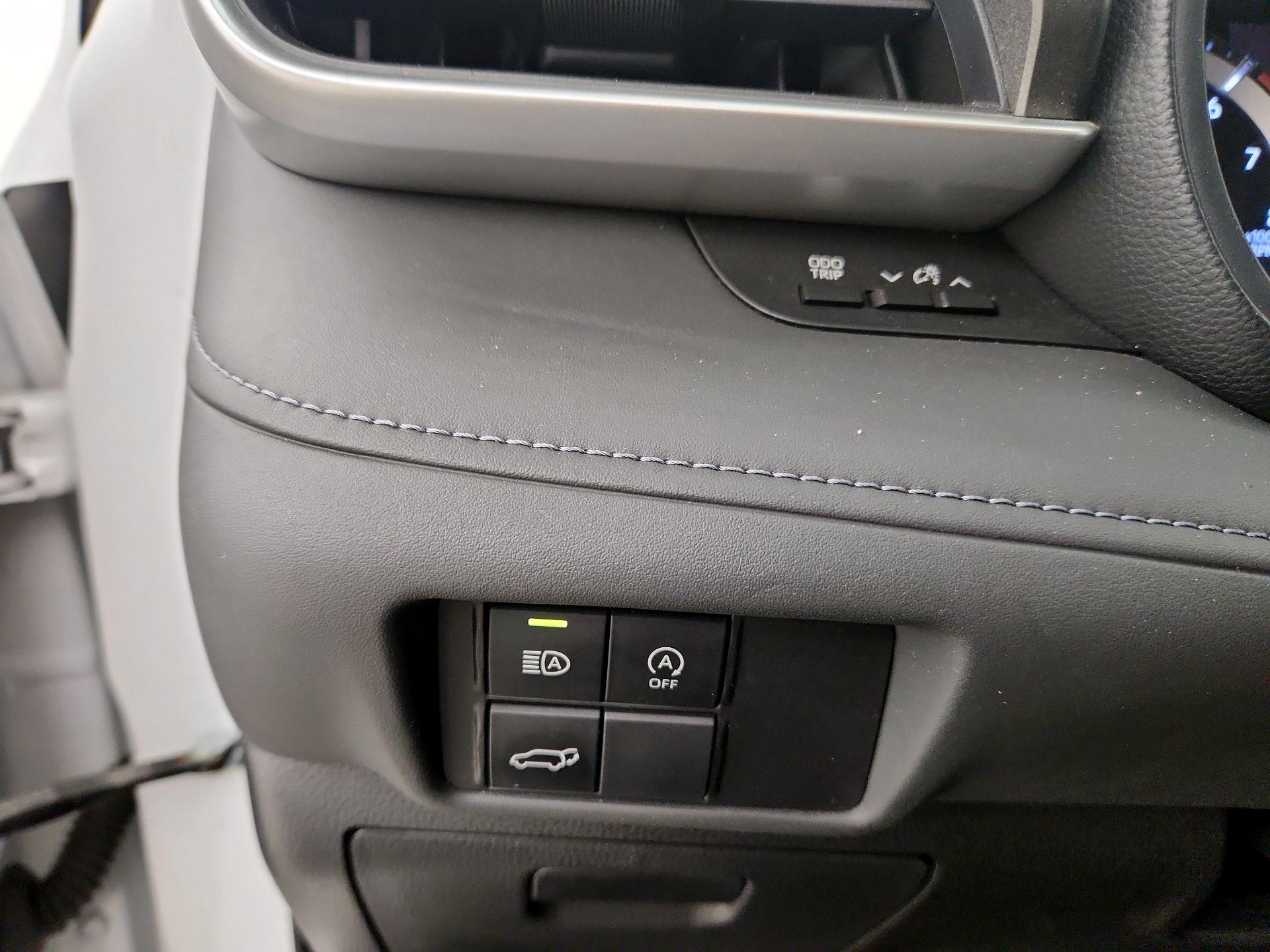 Thumbnail: 2024 Toyota Highlander - 13