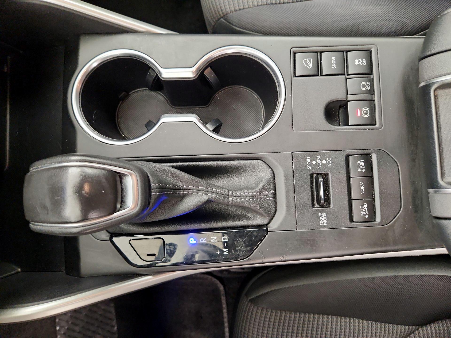 Thumbnail: 2024 Toyota Highlander - 17