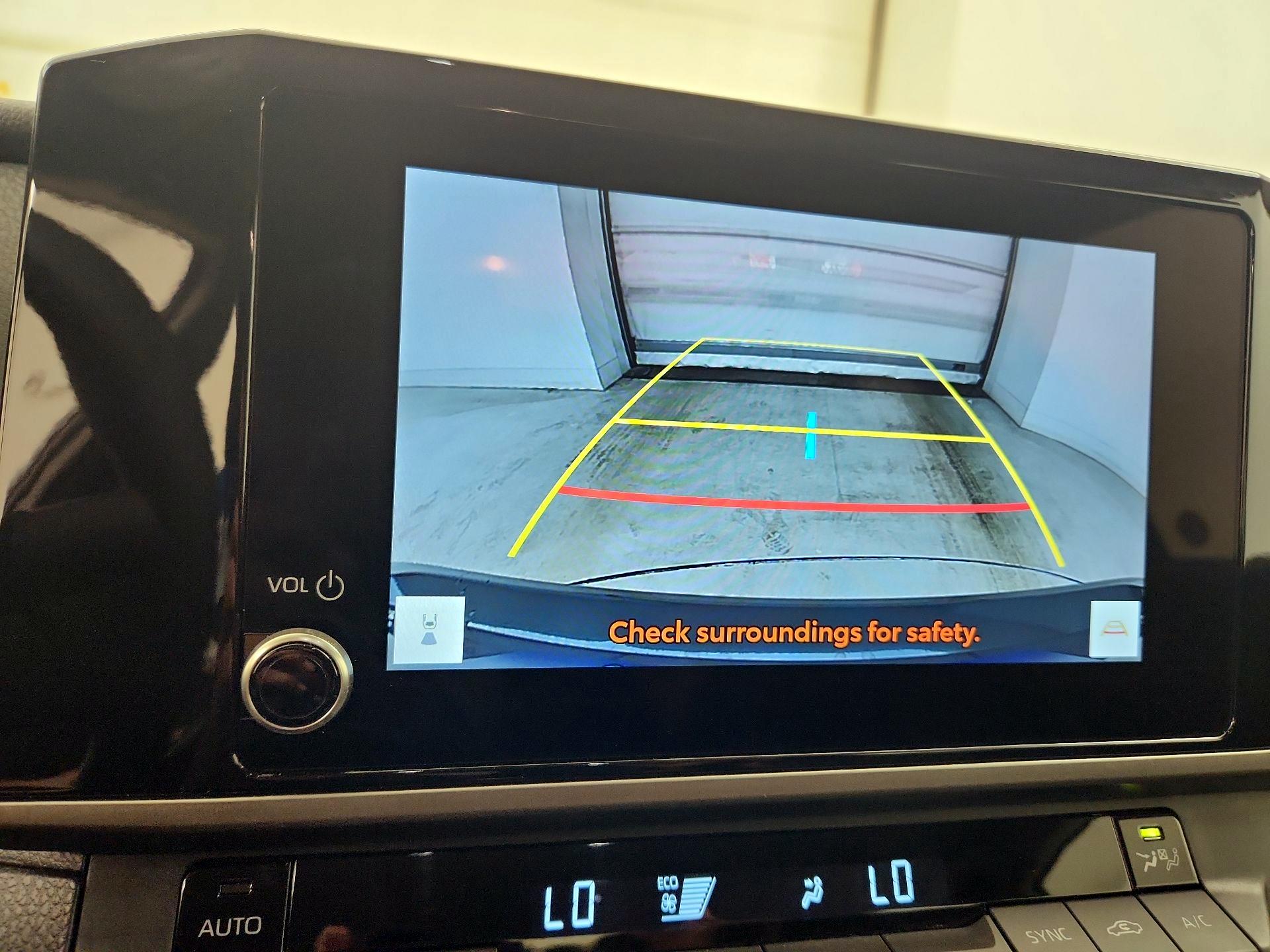 Thumbnail: 2025 Toyota Camry - 14