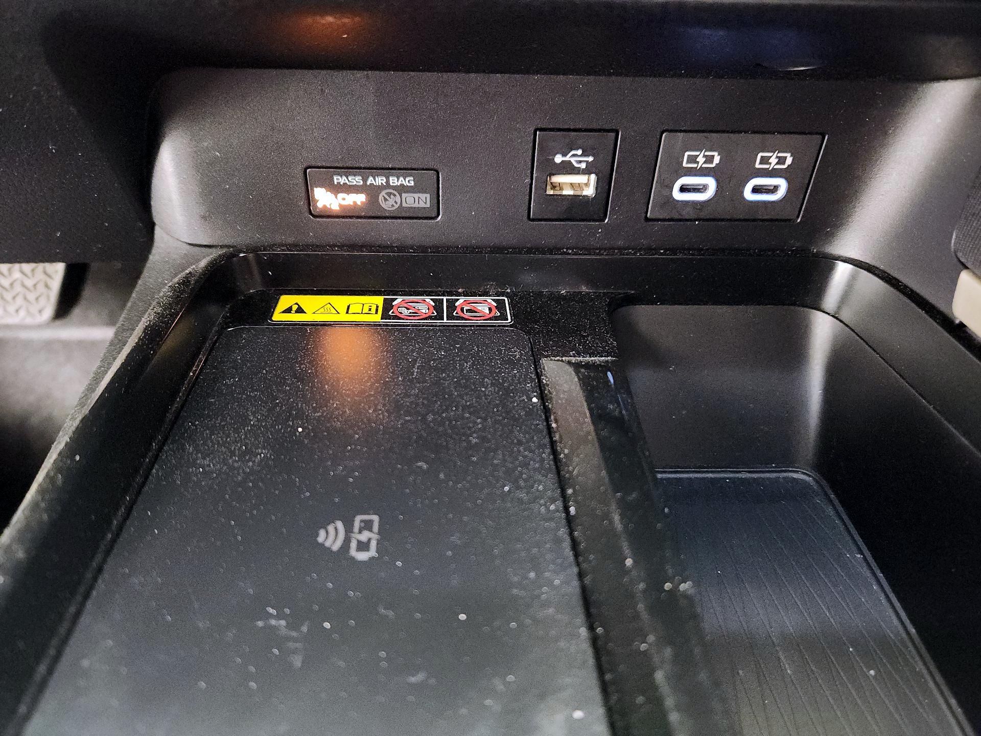 Thumbnail: 2025 Toyota Camry - 18