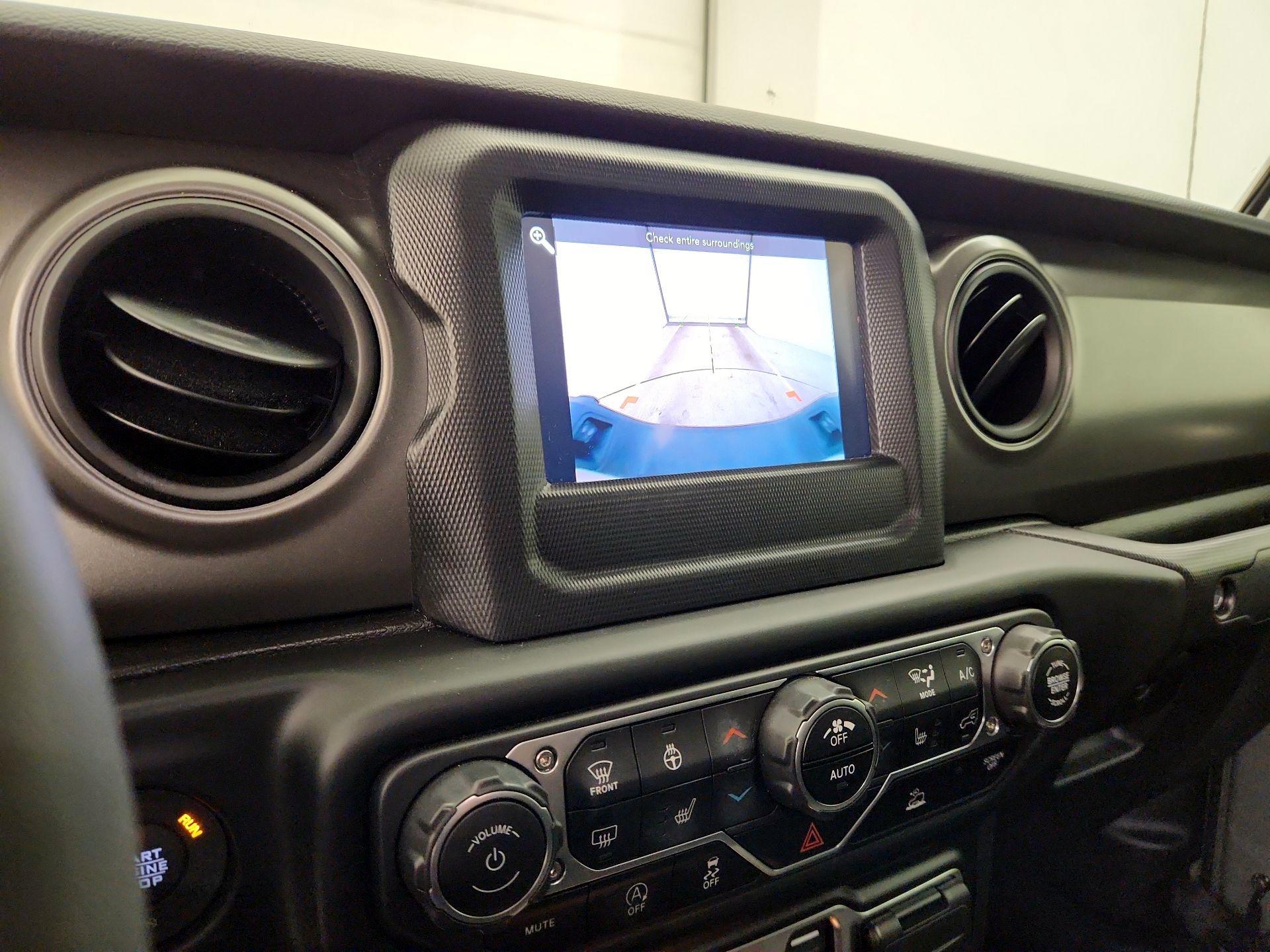 Thumbnail: 2023 Jeep Gladiator - 12