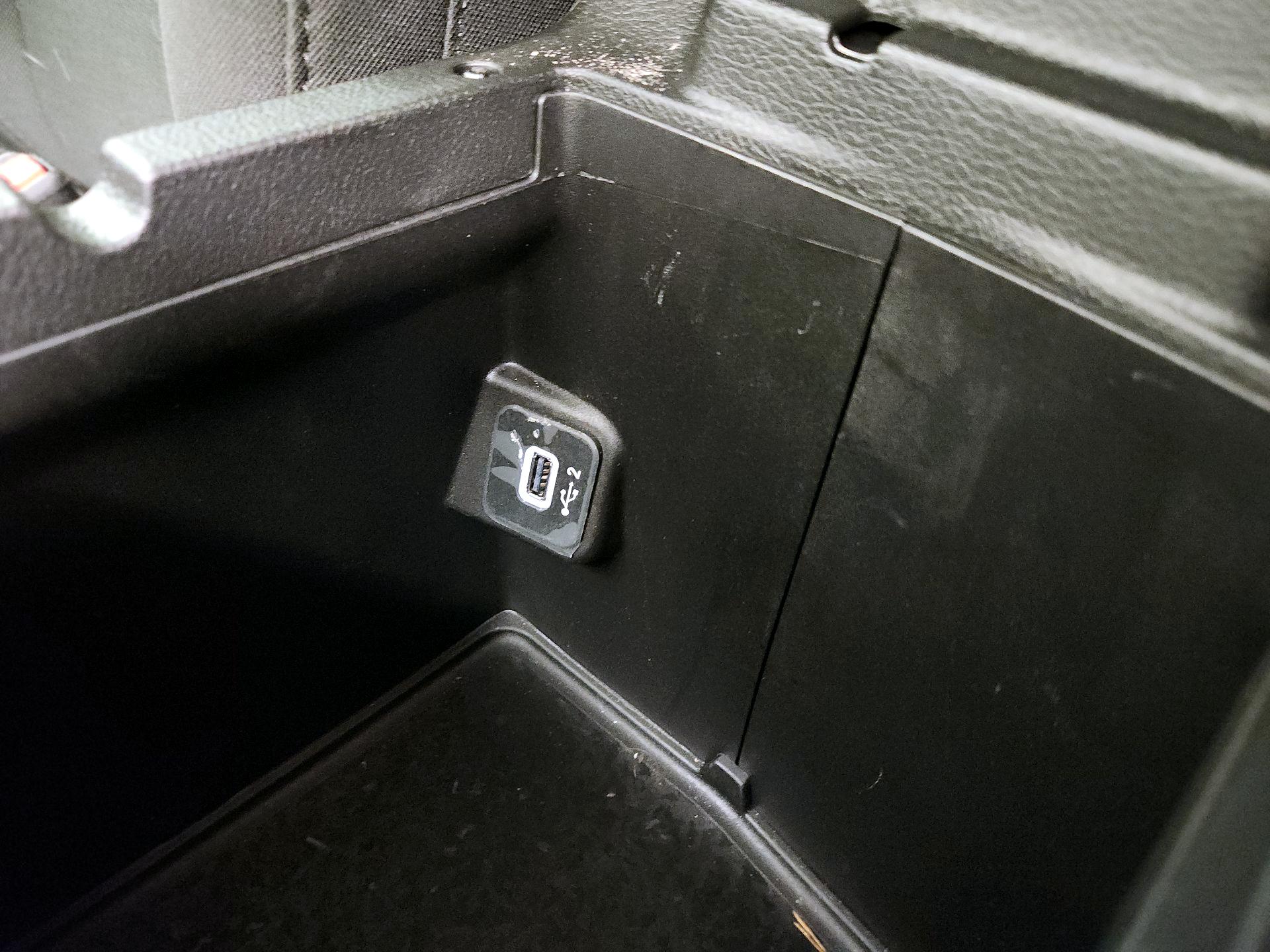 Thumbnail: 2023 Jeep Gladiator - 16