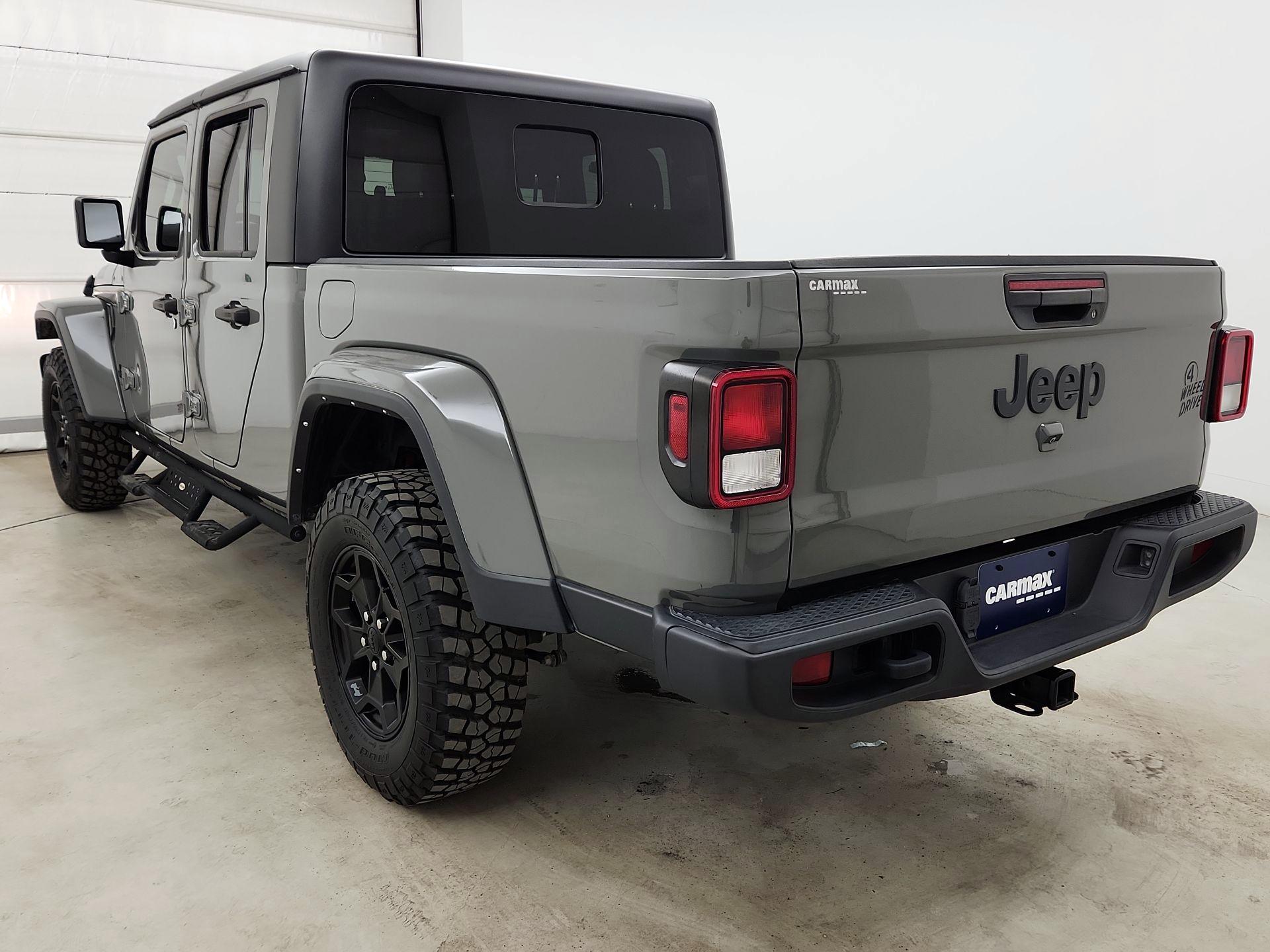 Thumbnail: 2023 Jeep Gladiator - 7