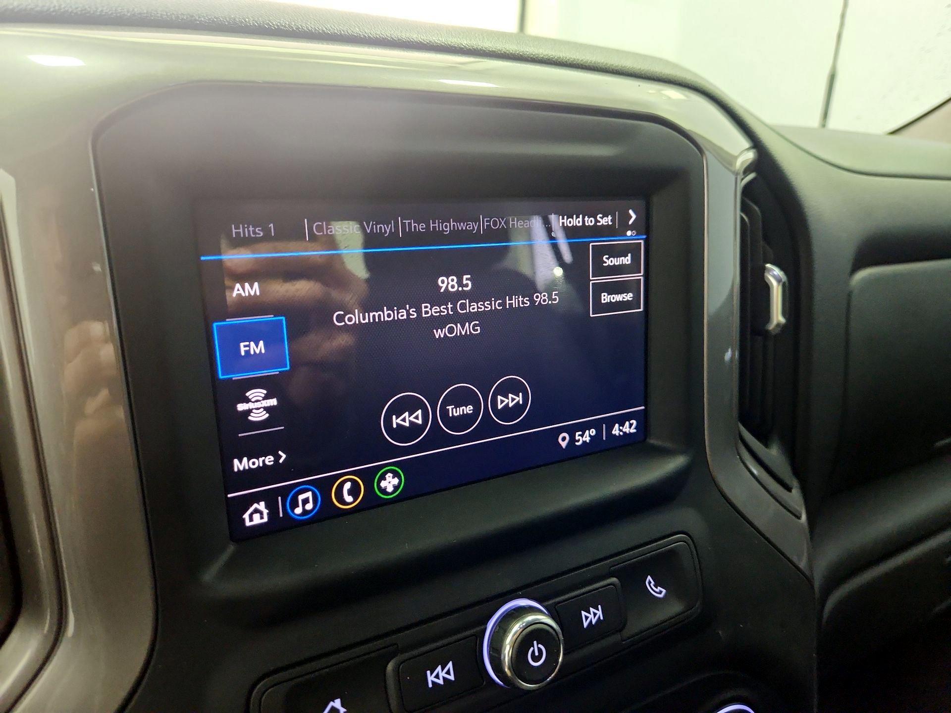 Thumbnail: 2022 Chevrolet Silverado 1500 - 15