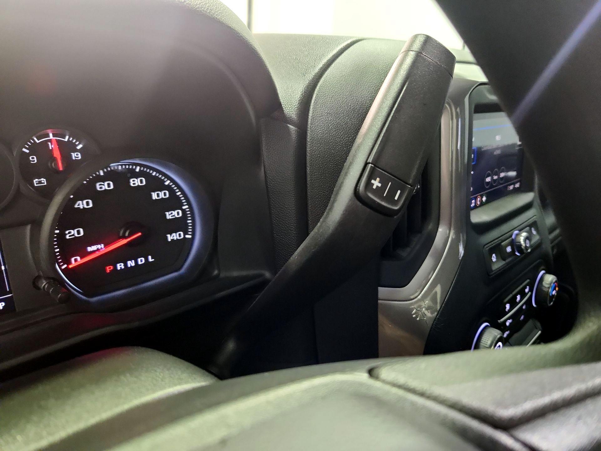 Thumbnail: 2022 Chevrolet Silverado 1500 - 17