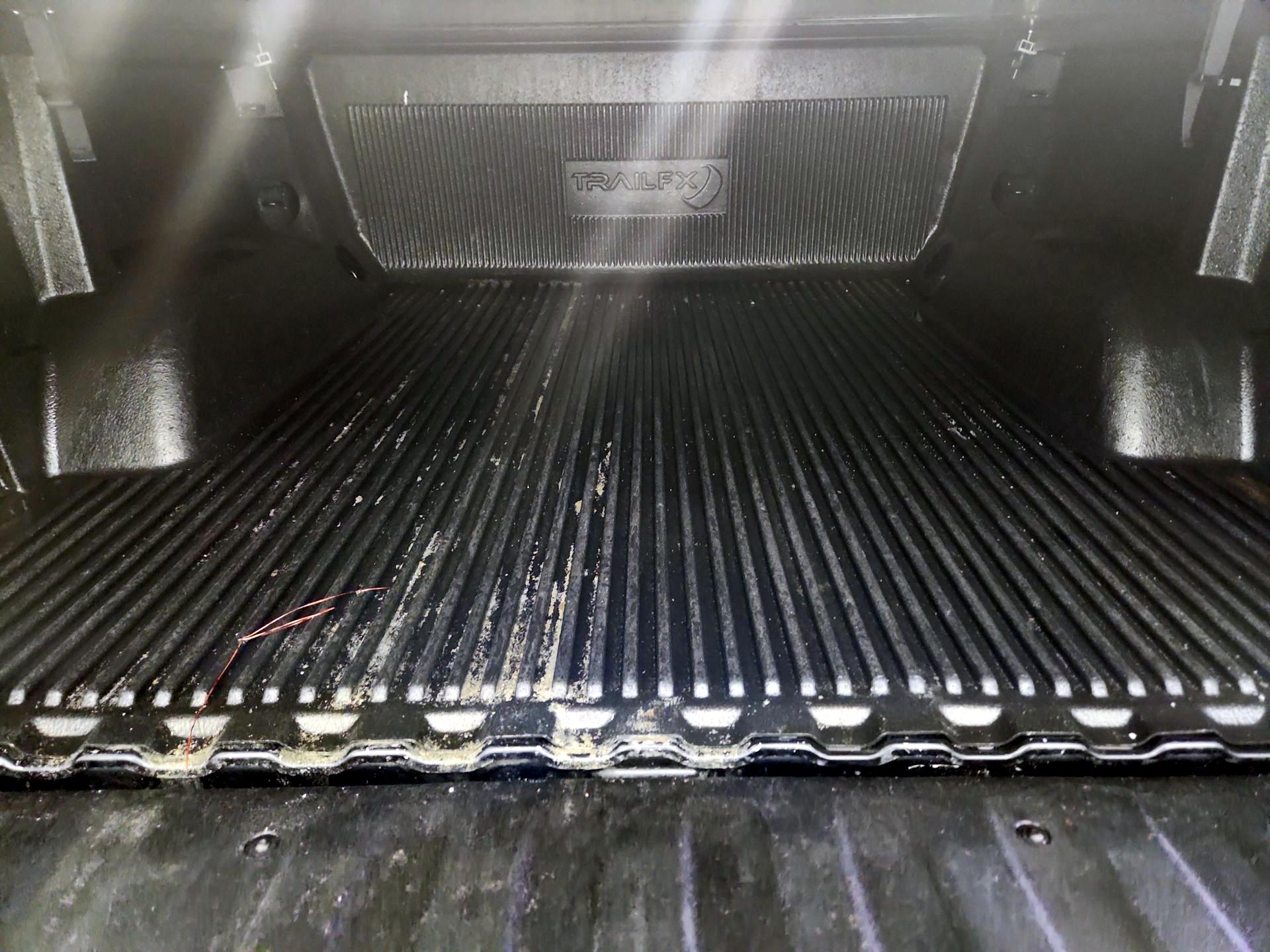 Thumbnail: 2022 Chevrolet Silverado 1500 - 20