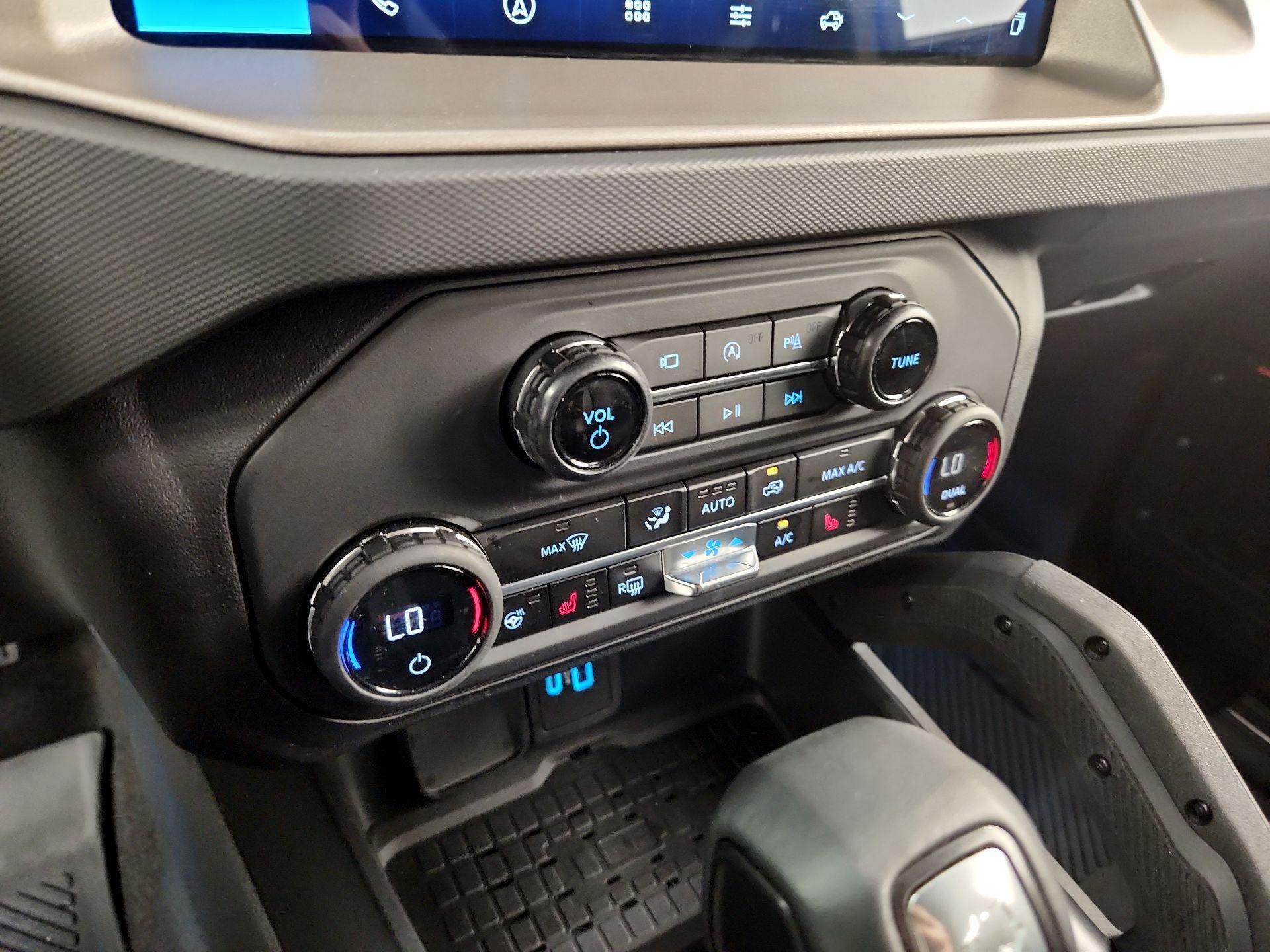 Thumbnail: 2024 Ford Bronco - 17