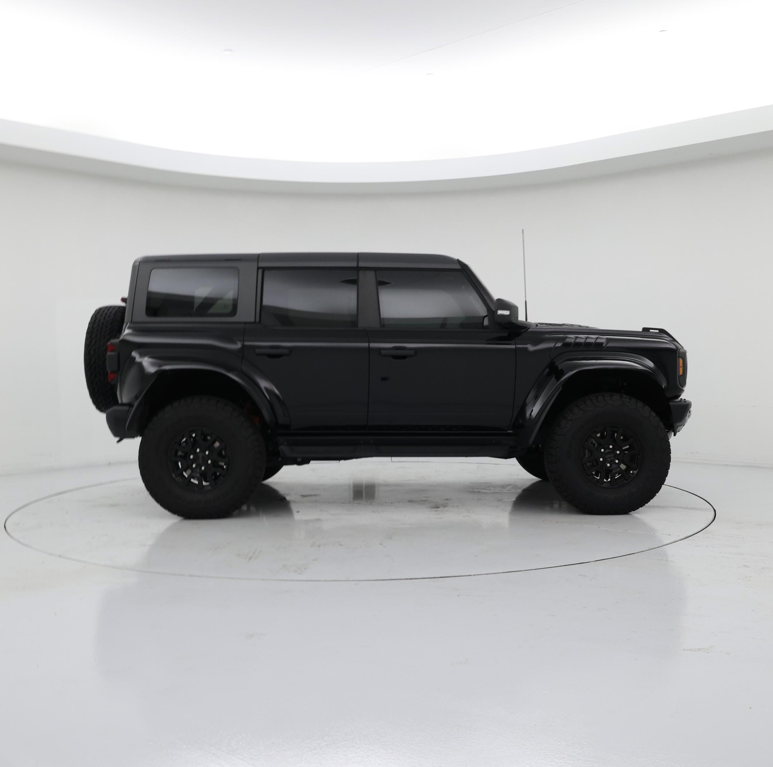 Thumbnail: 2024 Ford Bronco - 7