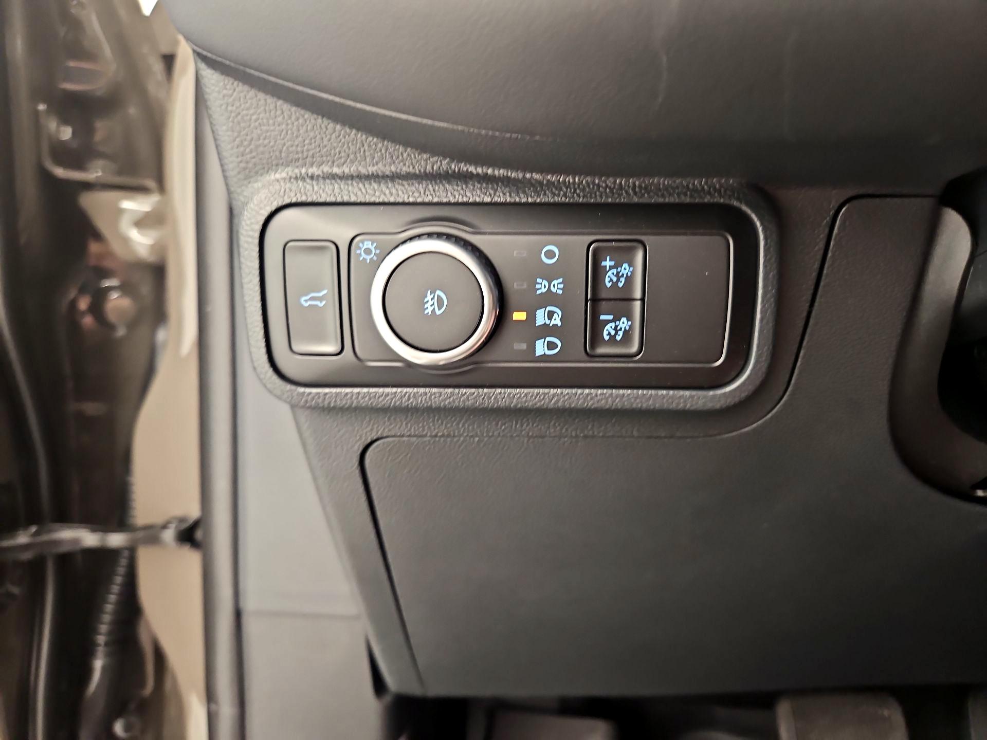 Thumbnail: 2026 Ford Explorer - 13