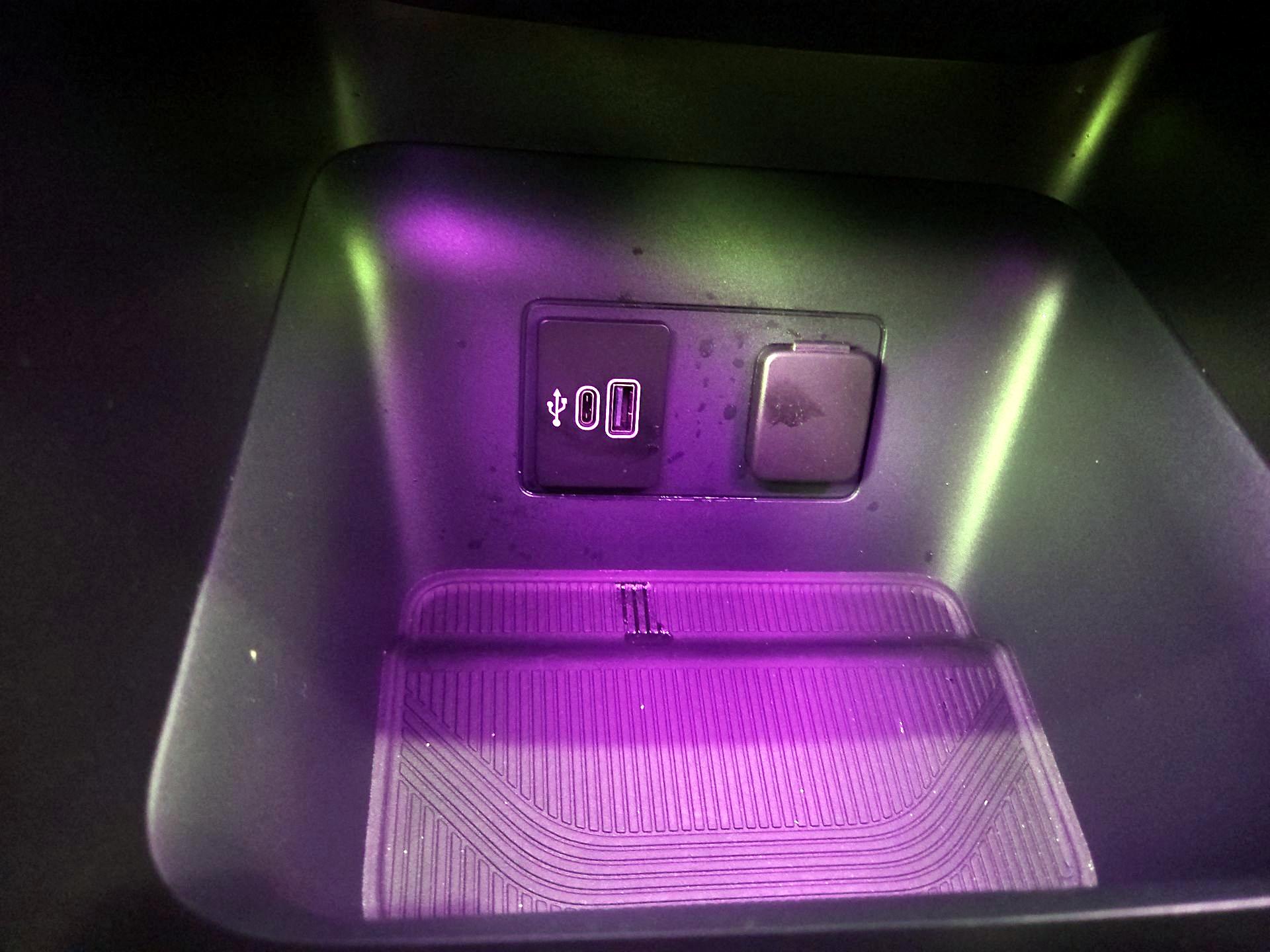 Thumbnail: 2026 Ford Explorer - 19