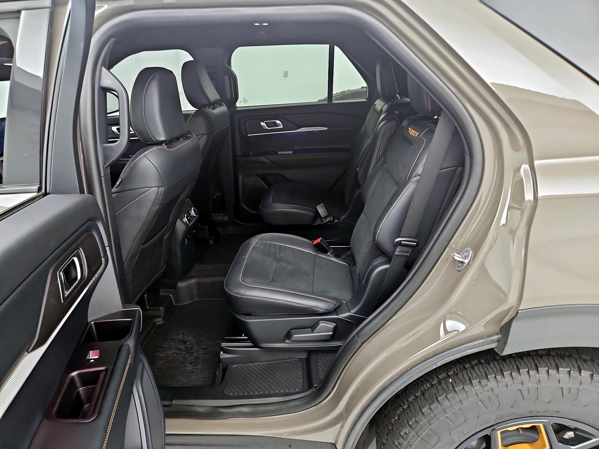 Thumbnail: 2026 Ford Explorer - 20