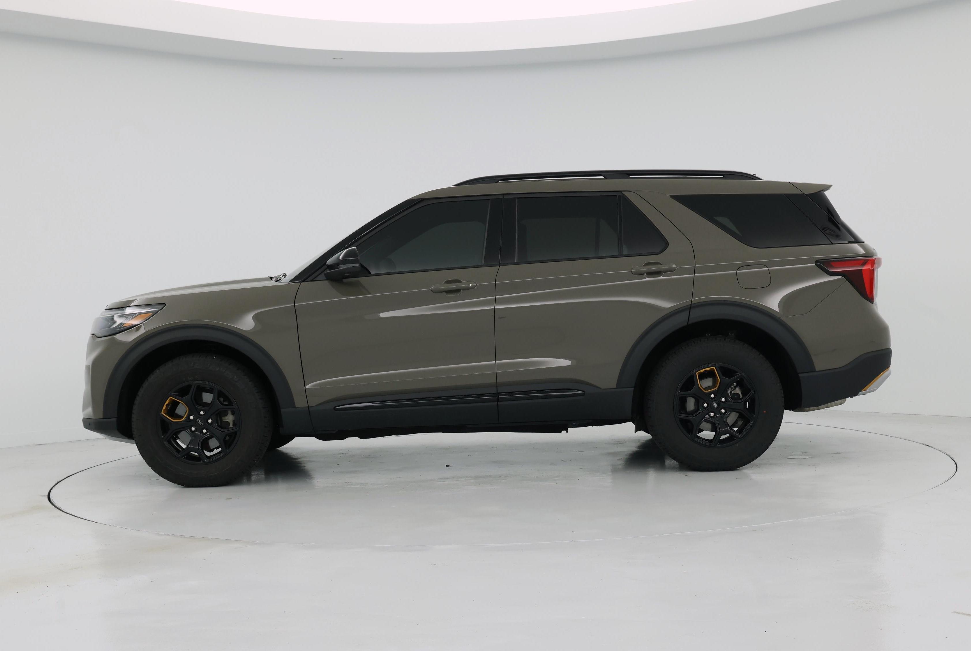 Thumbnail: 2026 Ford Explorer - 3