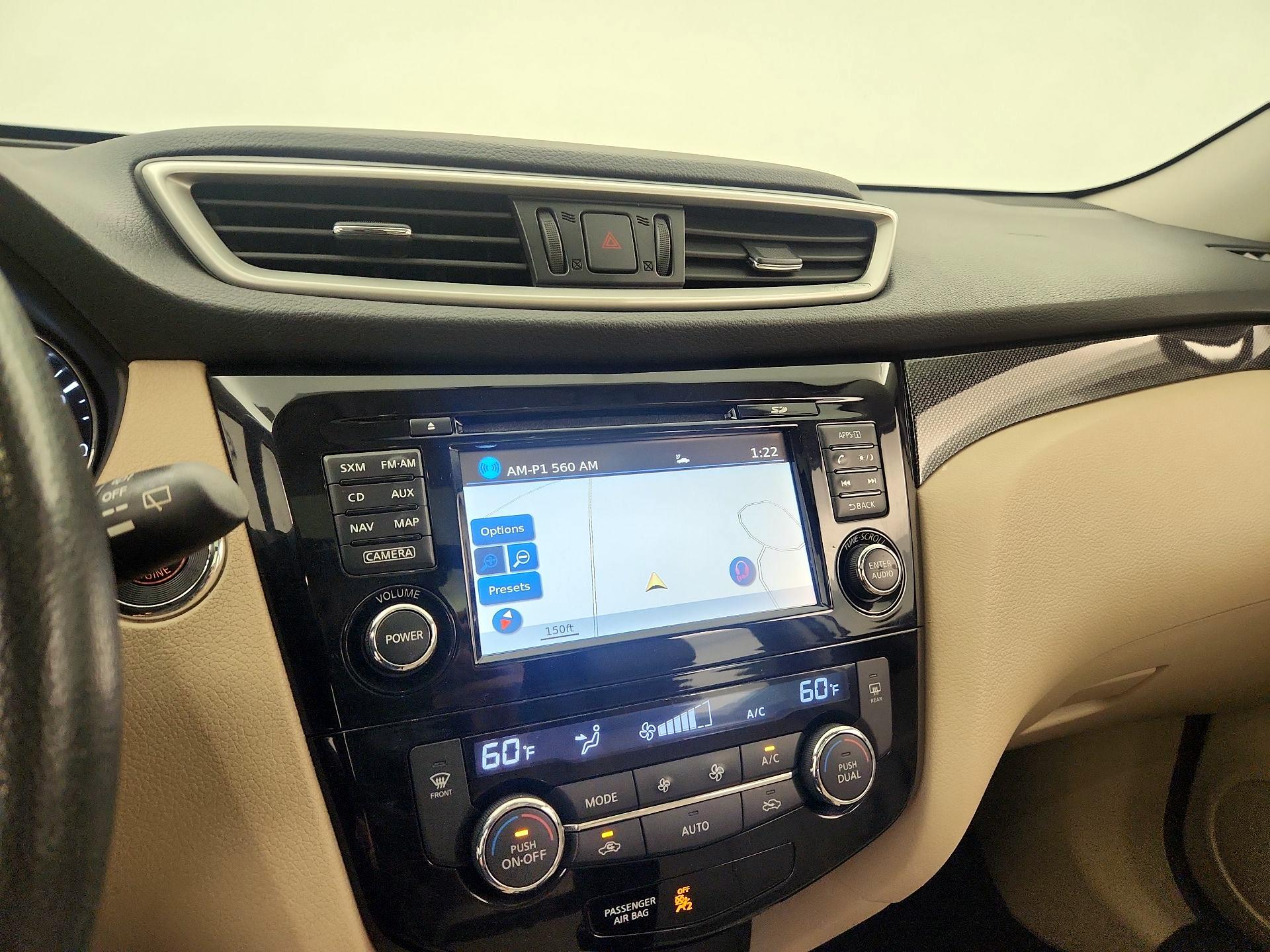 Thumbnail: 2016 Nissan Rogue - 14