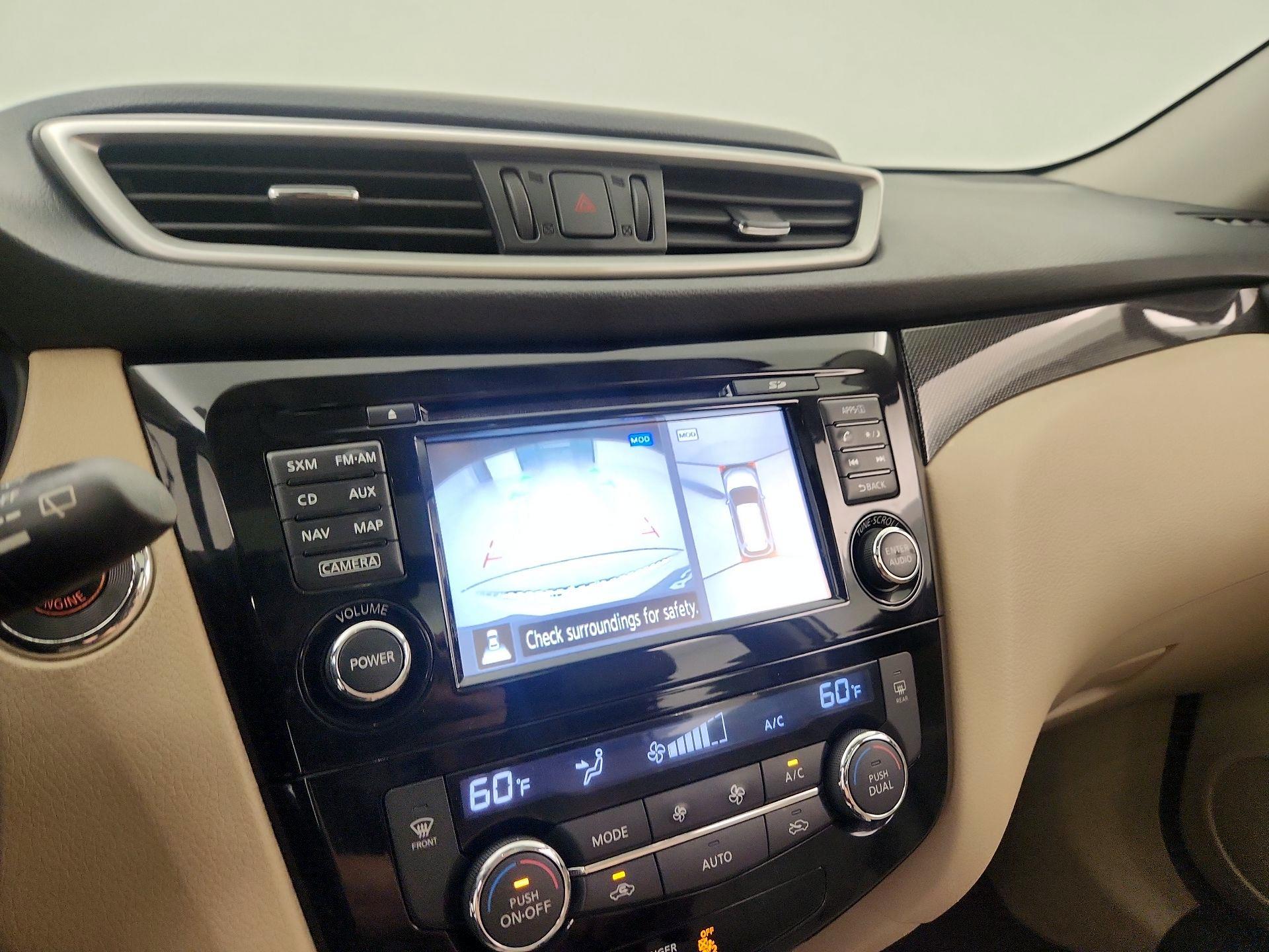 Thumbnail: 2016 Nissan Rogue - 15