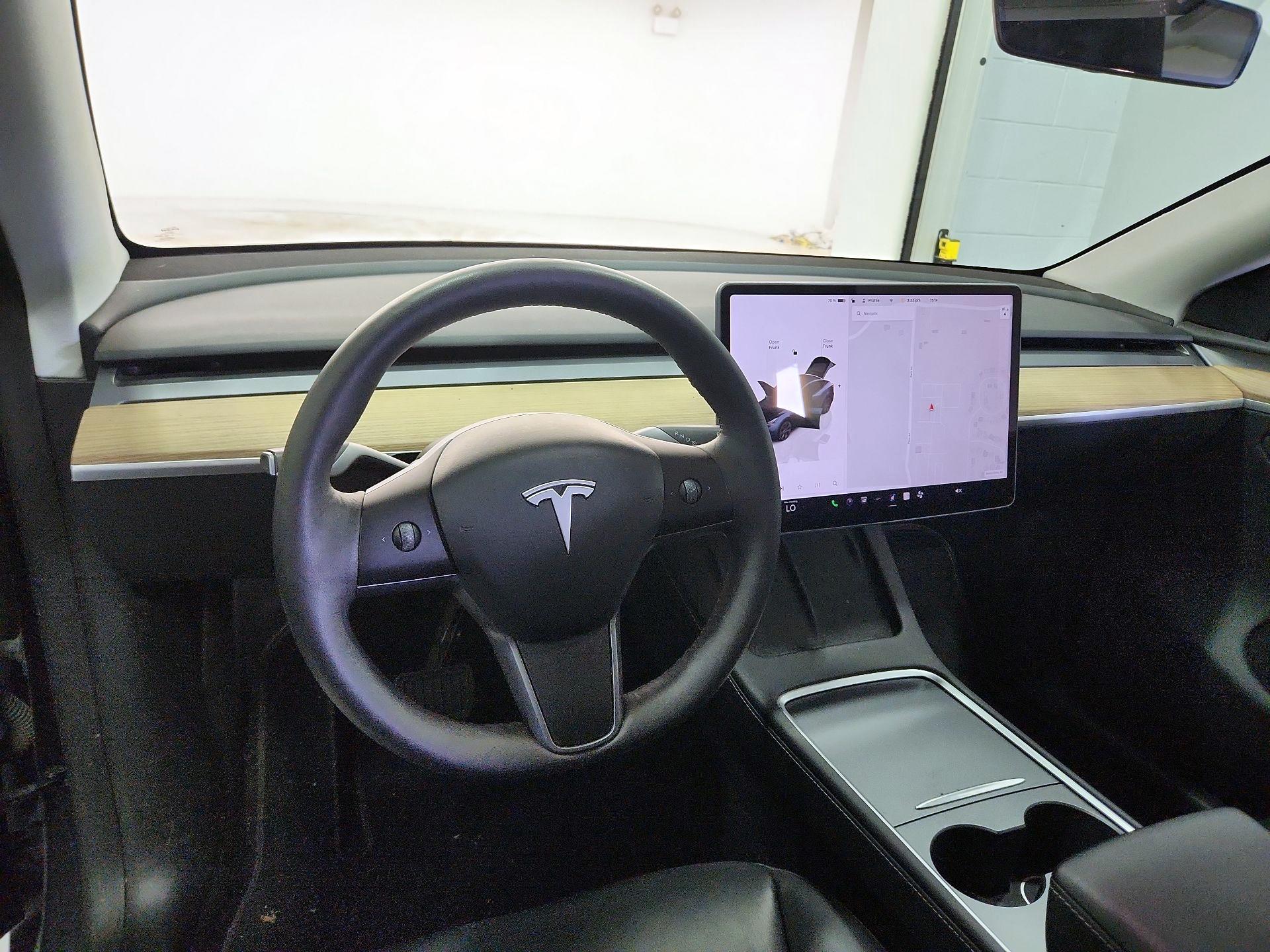 Thumbnail: 2024 Tesla Model Y - 9