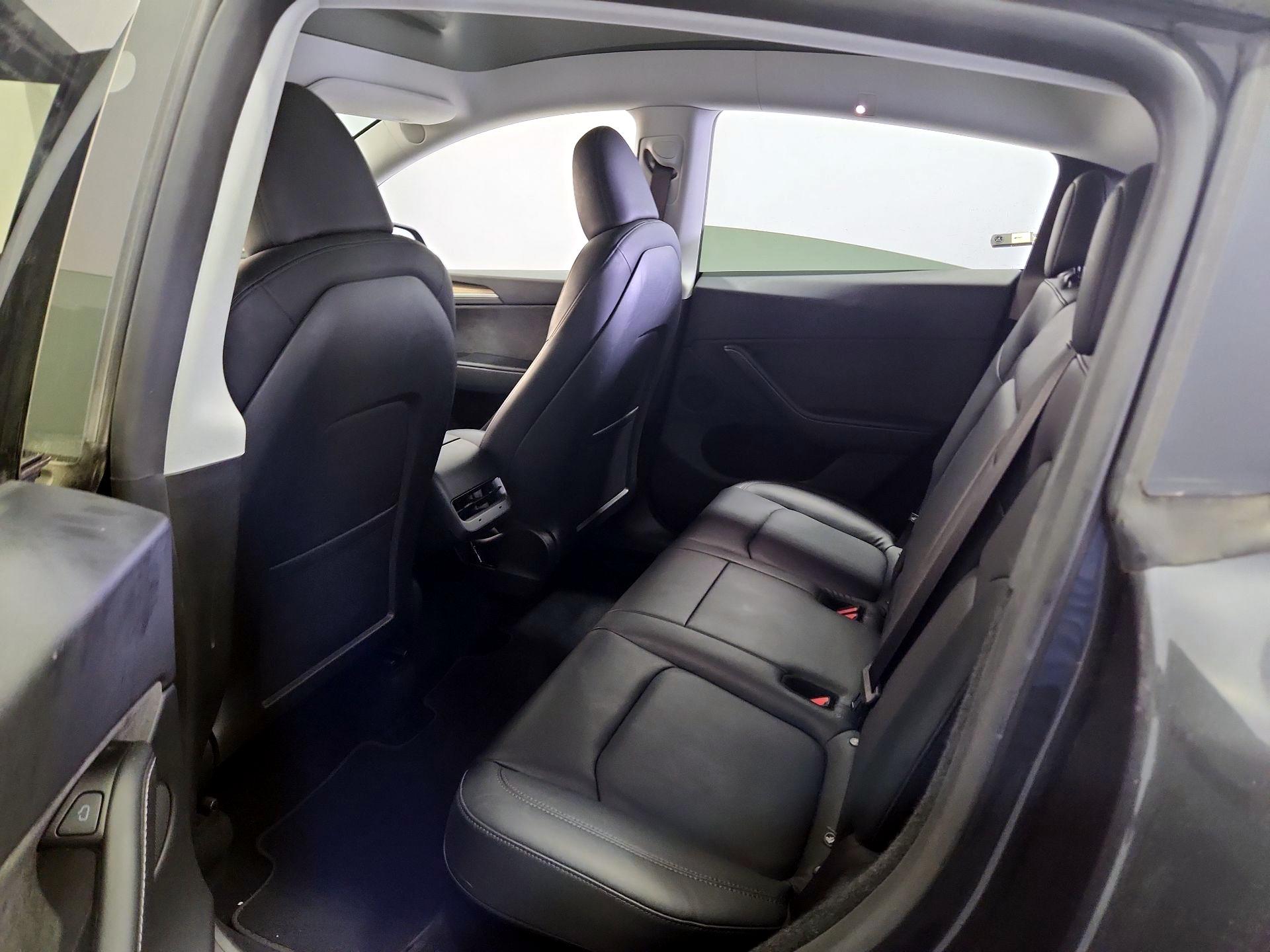 Thumbnail: 2024 Tesla Model Y - 18