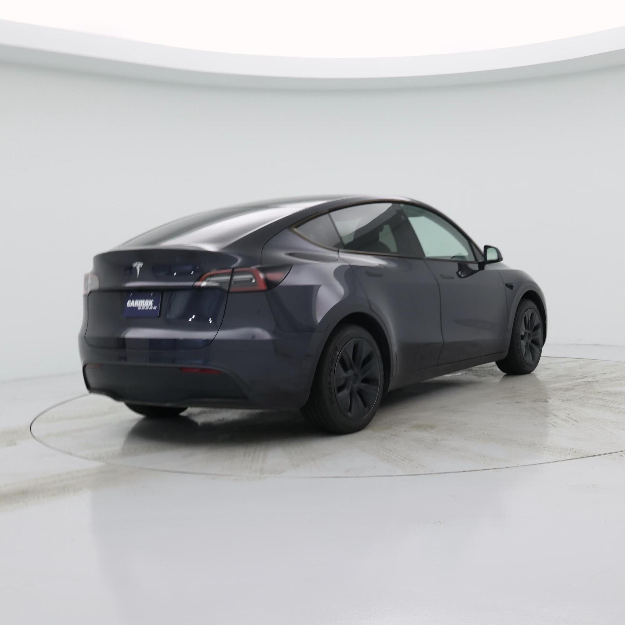 Thumbnail: 2024 Tesla Model Y - 8