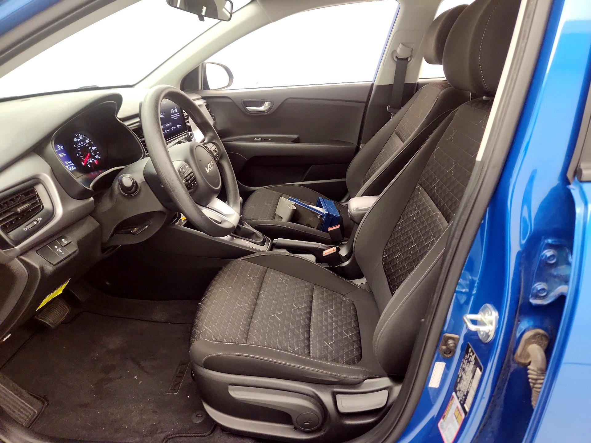 Thumbnail: 2023 Kia Rio - 11