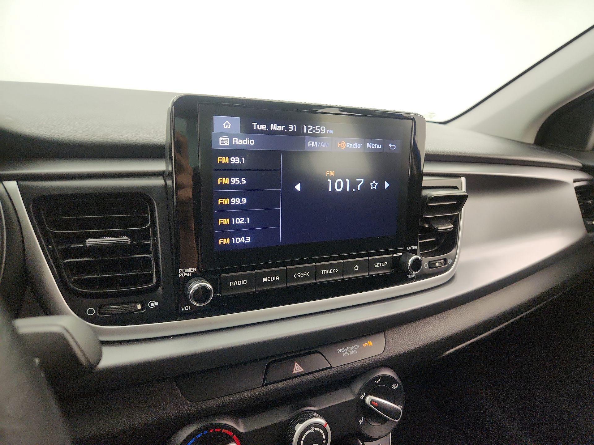 Thumbnail: 2023 Kia Rio - 15