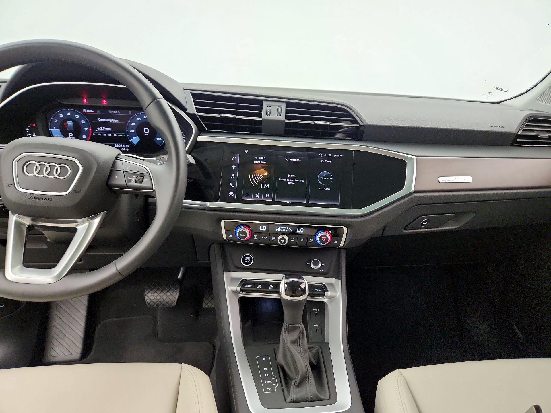 Thumbnail: 2025 Audi Q3 - 9