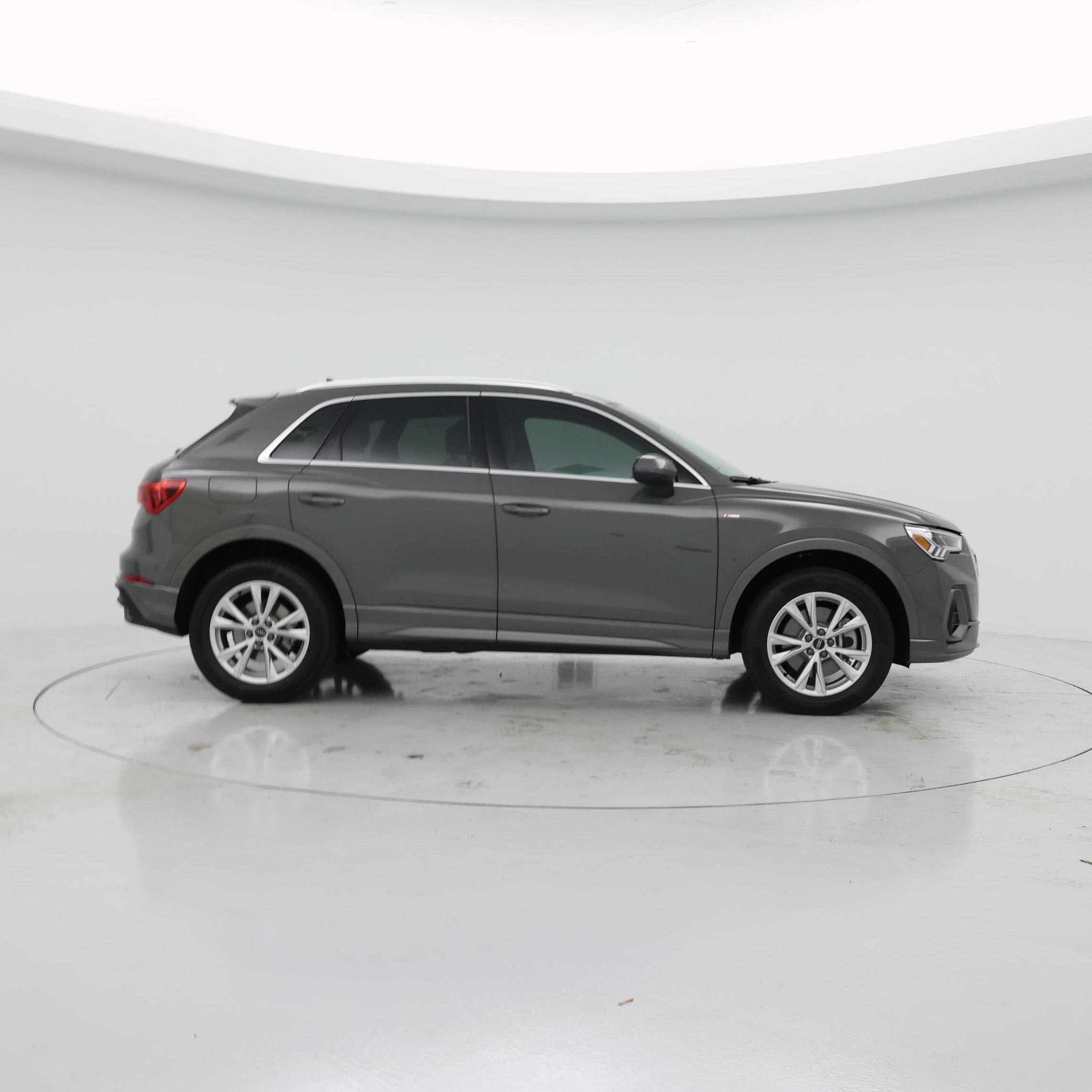 Thumbnail: 2025 Audi Q3 - 7
