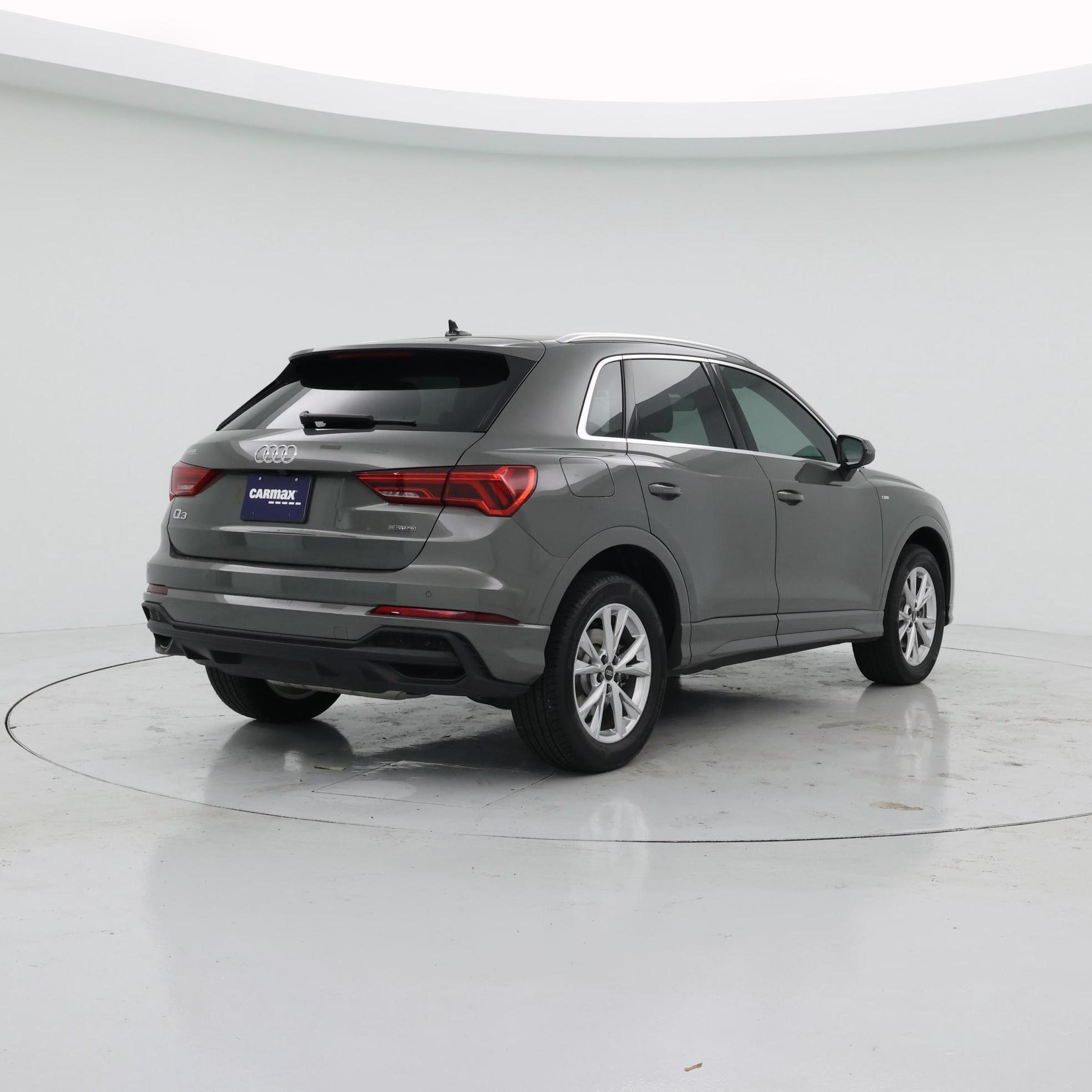 Thumbnail: 2025 Audi Q3 - 8