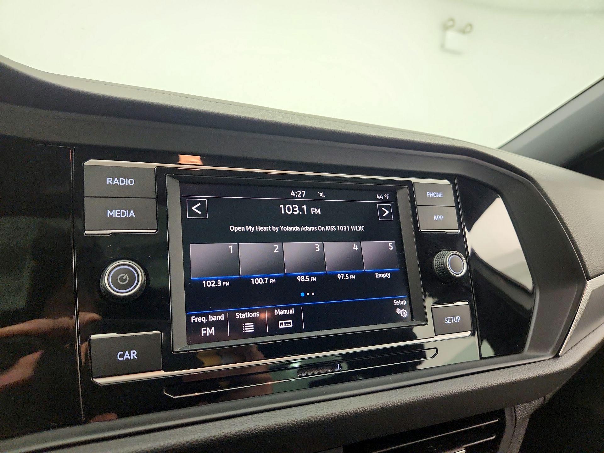 Thumbnail: 2019 Volkswagen Jetta - 15