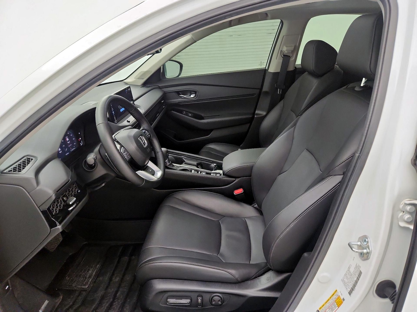 2025 Honda Accord Hybrid Touring - Photo 12