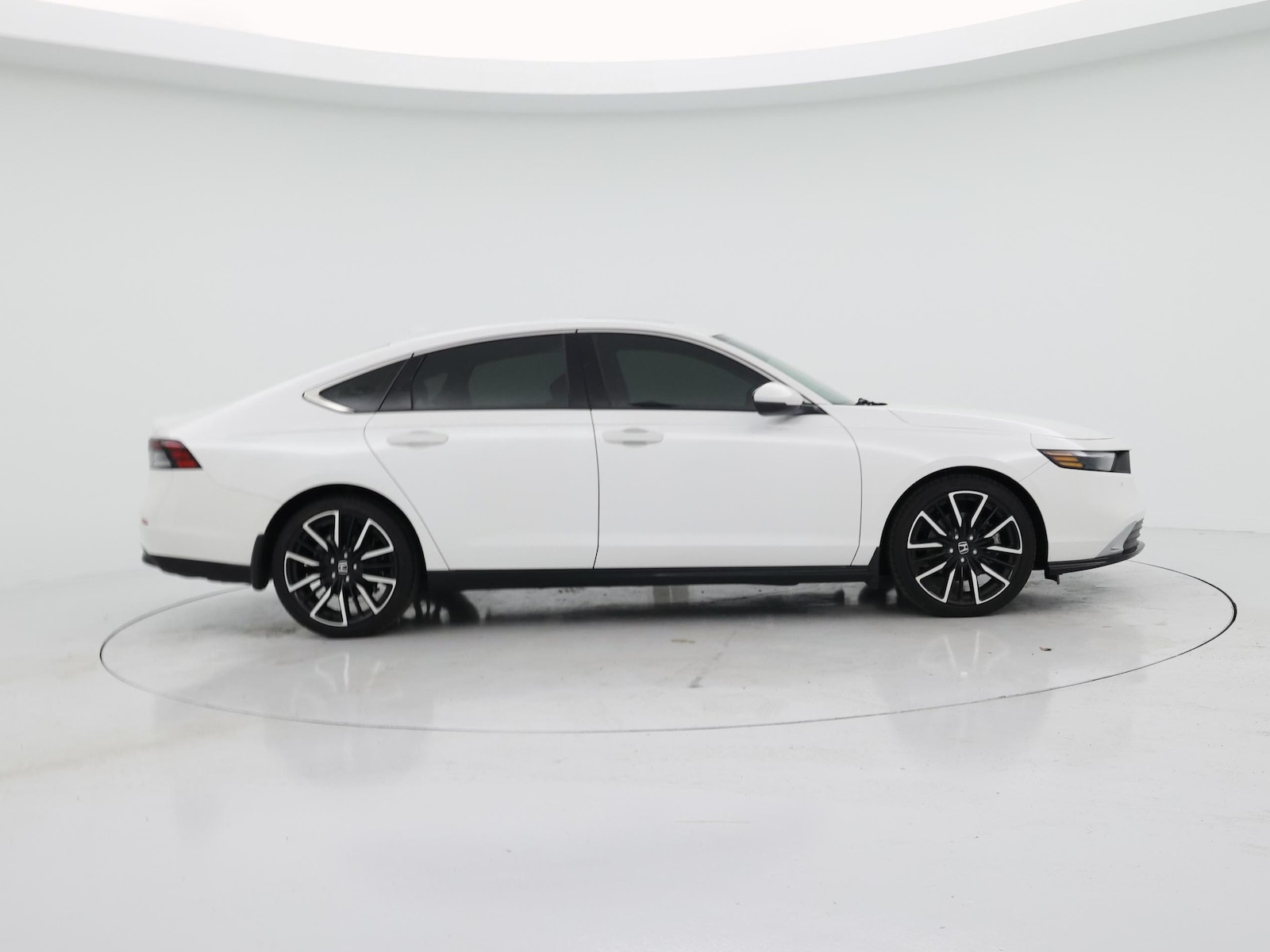 2025 Honda Accord Hybrid Touring - Photo 8