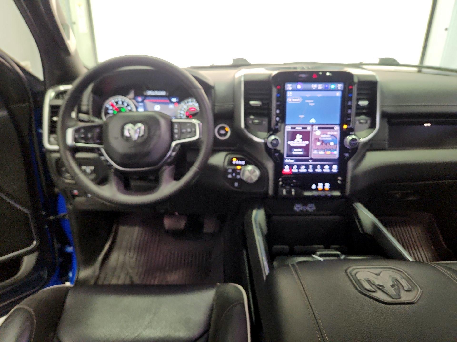 Thumbnail: 2025 RAM 1500 - 9