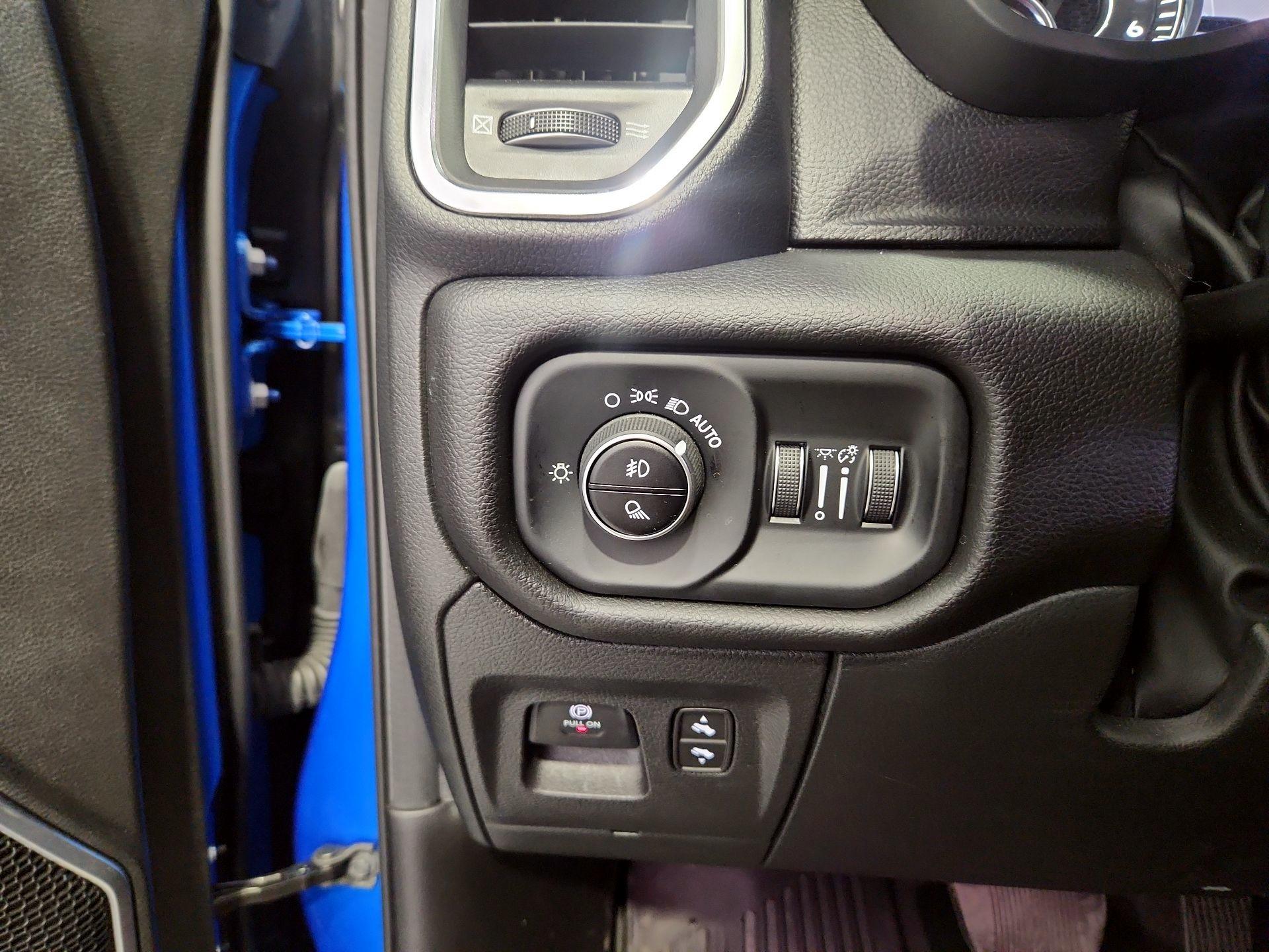 Thumbnail: 2025 RAM 1500 - 13