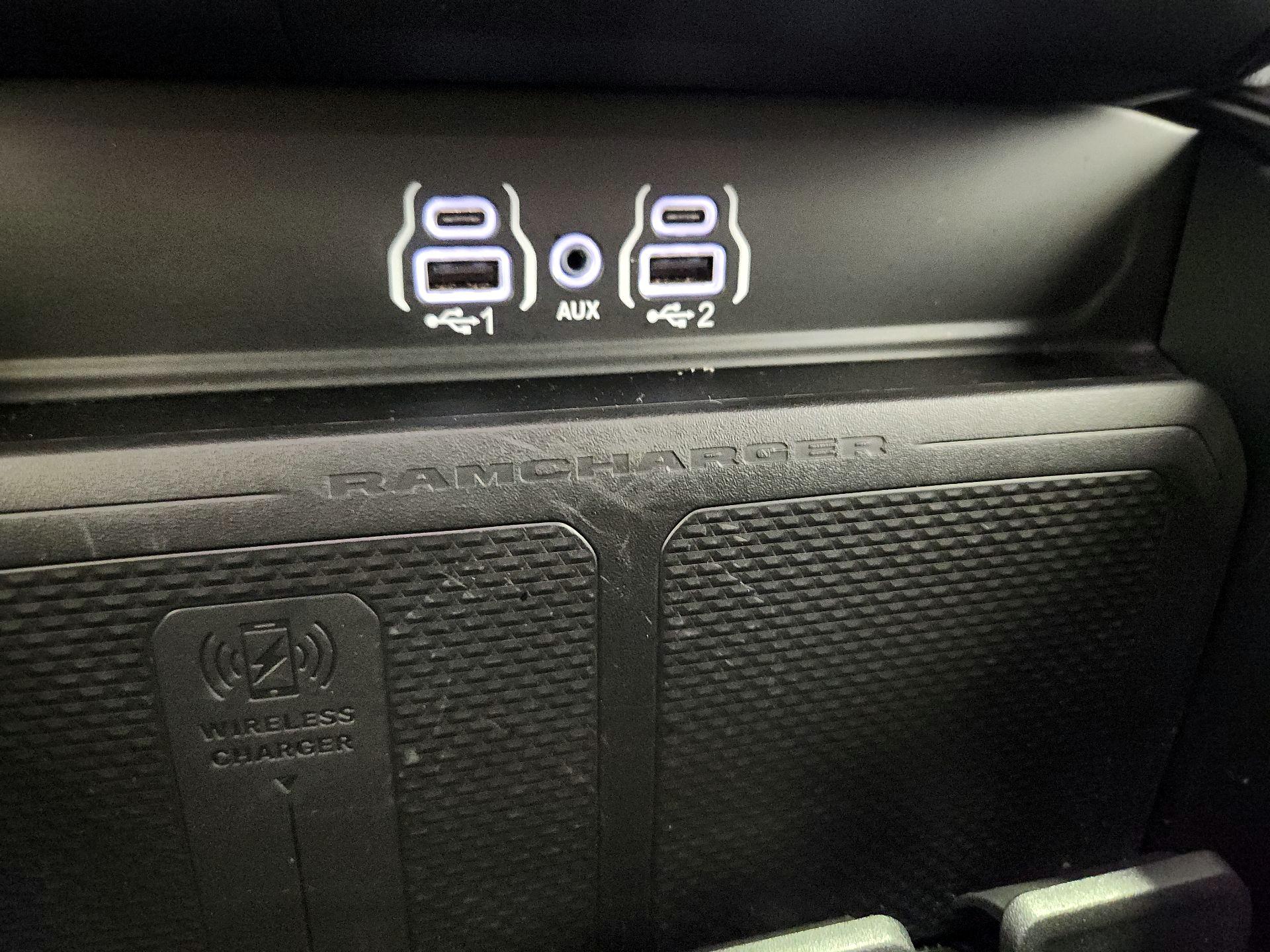 Thumbnail: 2025 RAM 1500 - 18