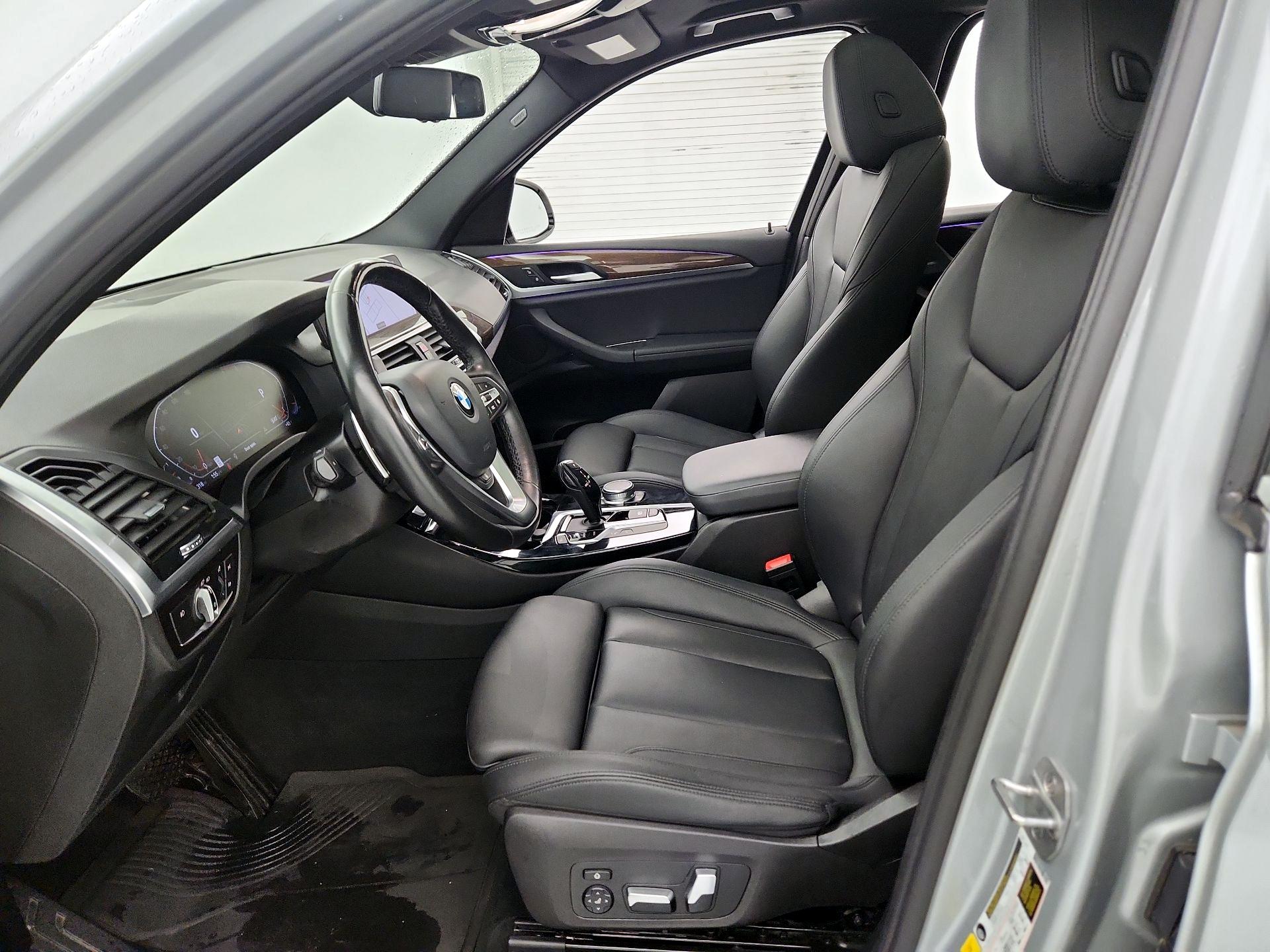 Thumbnail: 2021 BMW X3 - 11