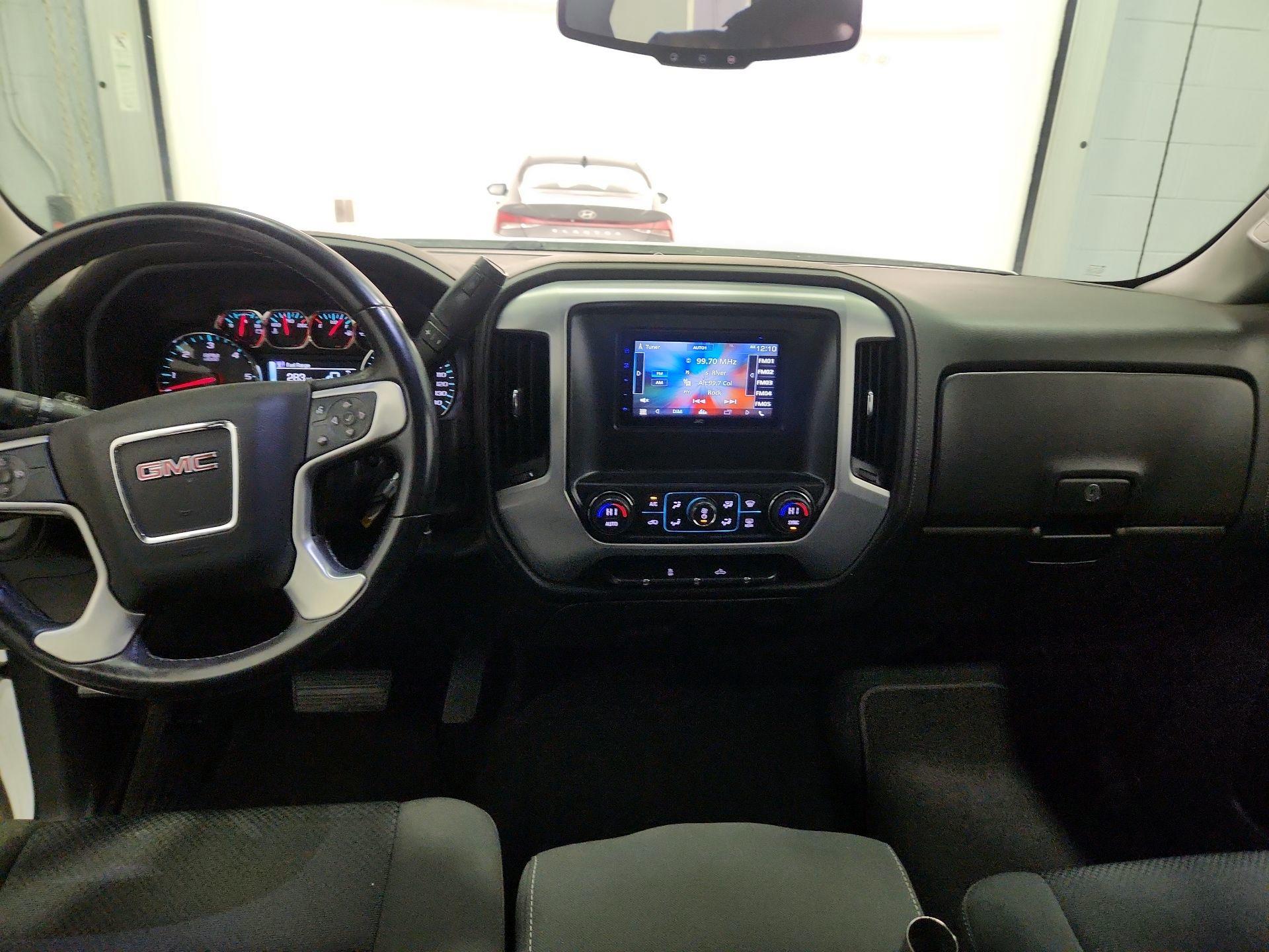 Thumbnail: 2017 GMC Sierra 1500 - 9