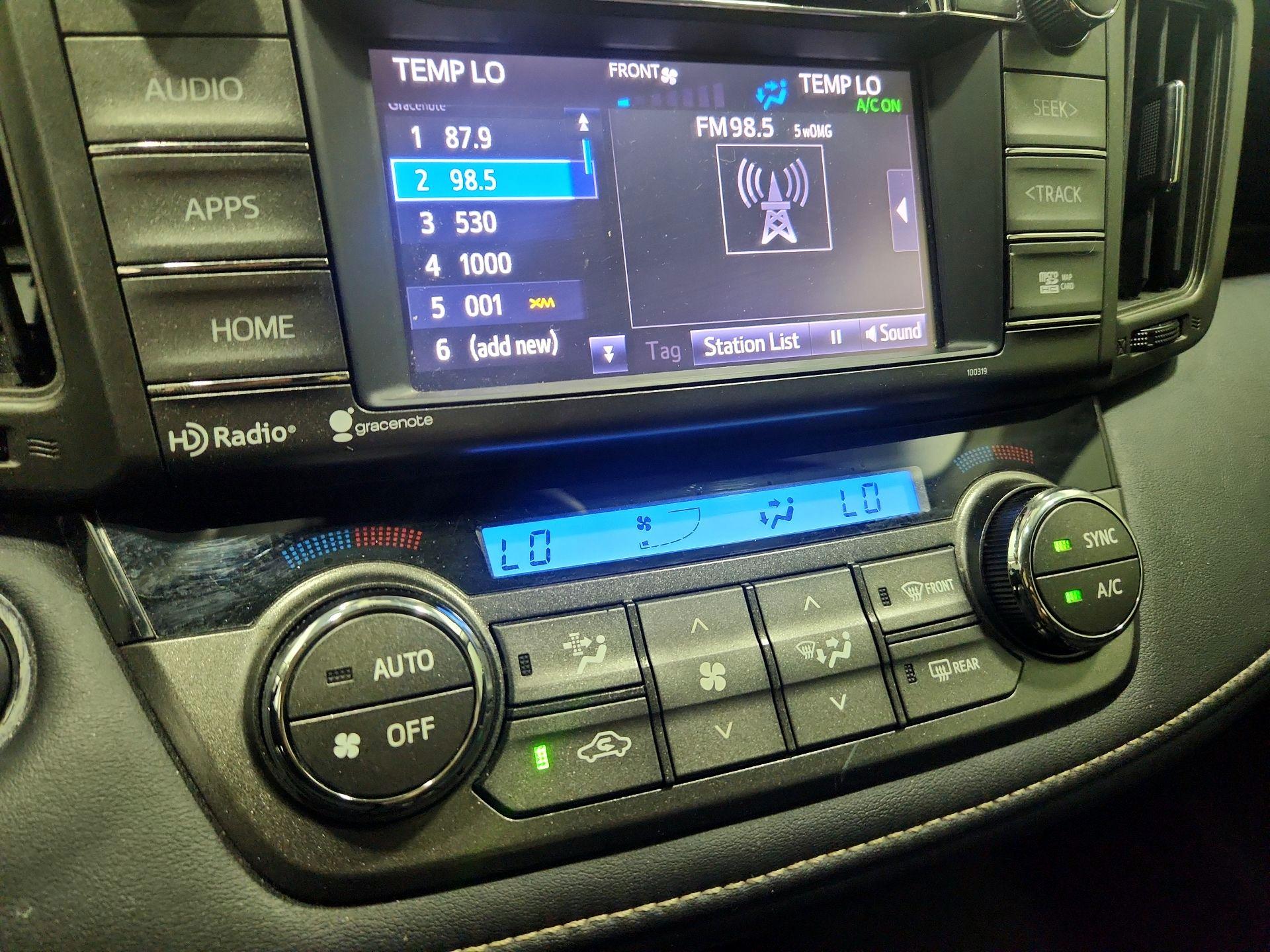 Thumbnail: 2014 Toyota RAV4 - 17