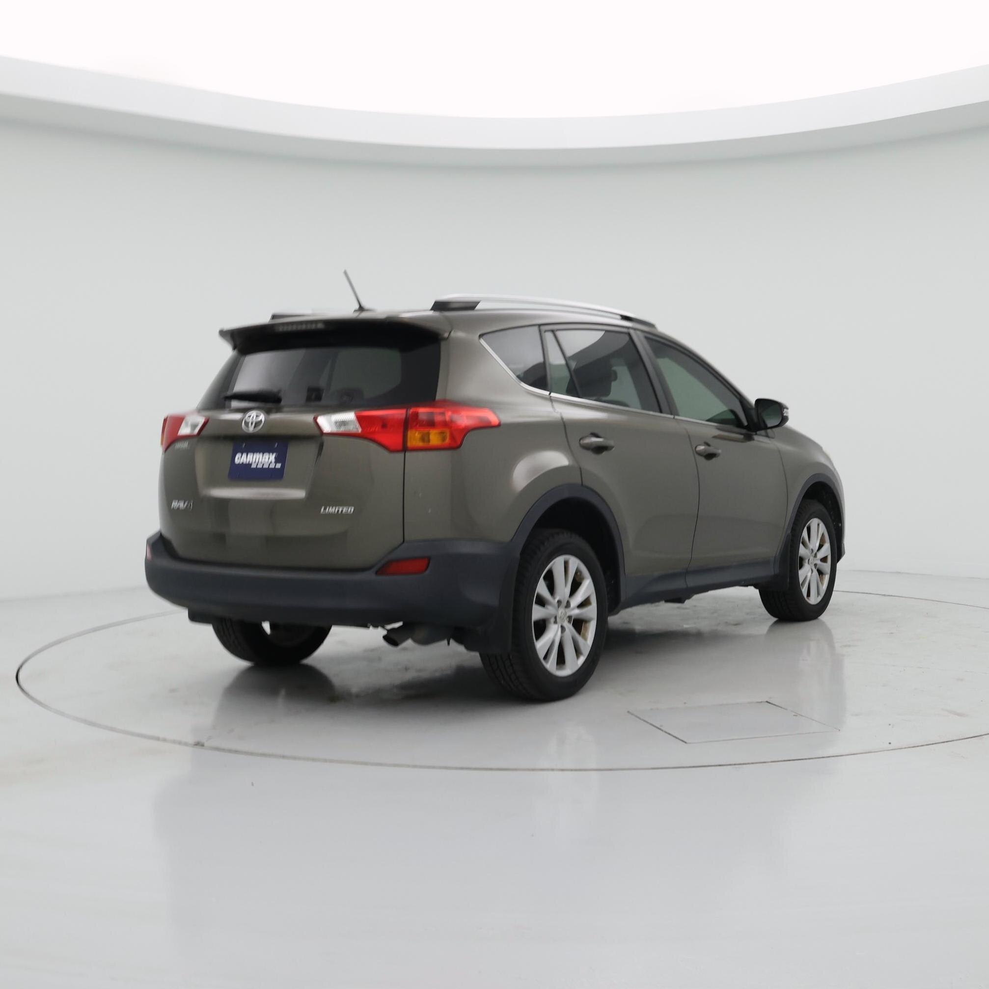 Thumbnail: 2014 Toyota RAV4 - 8