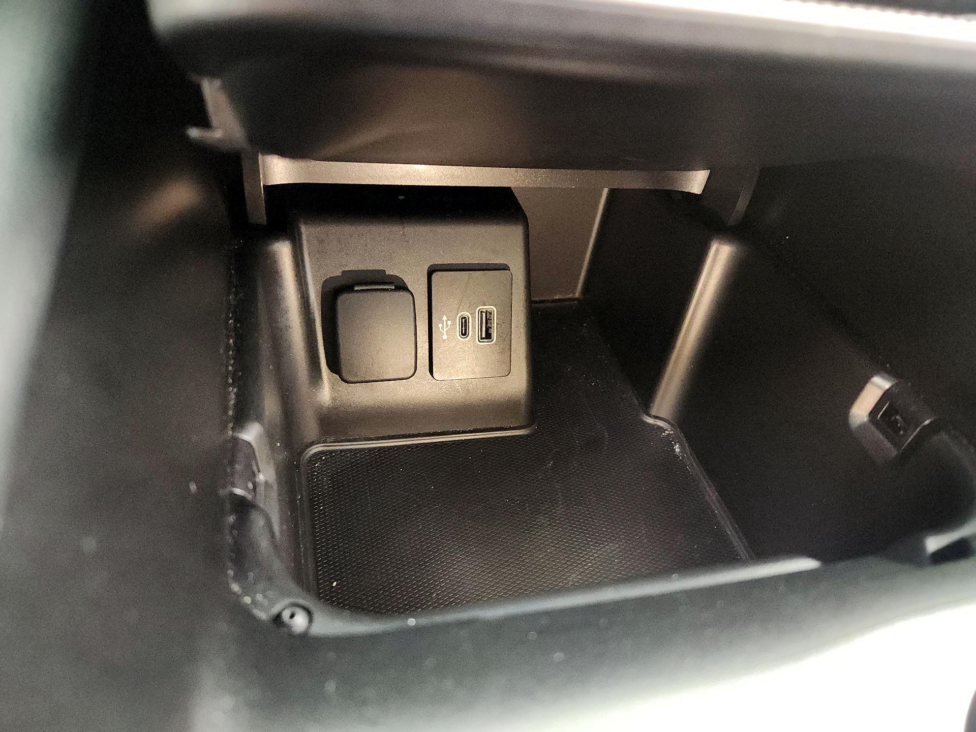 Thumbnail: 2025 Ford Explorer - 19