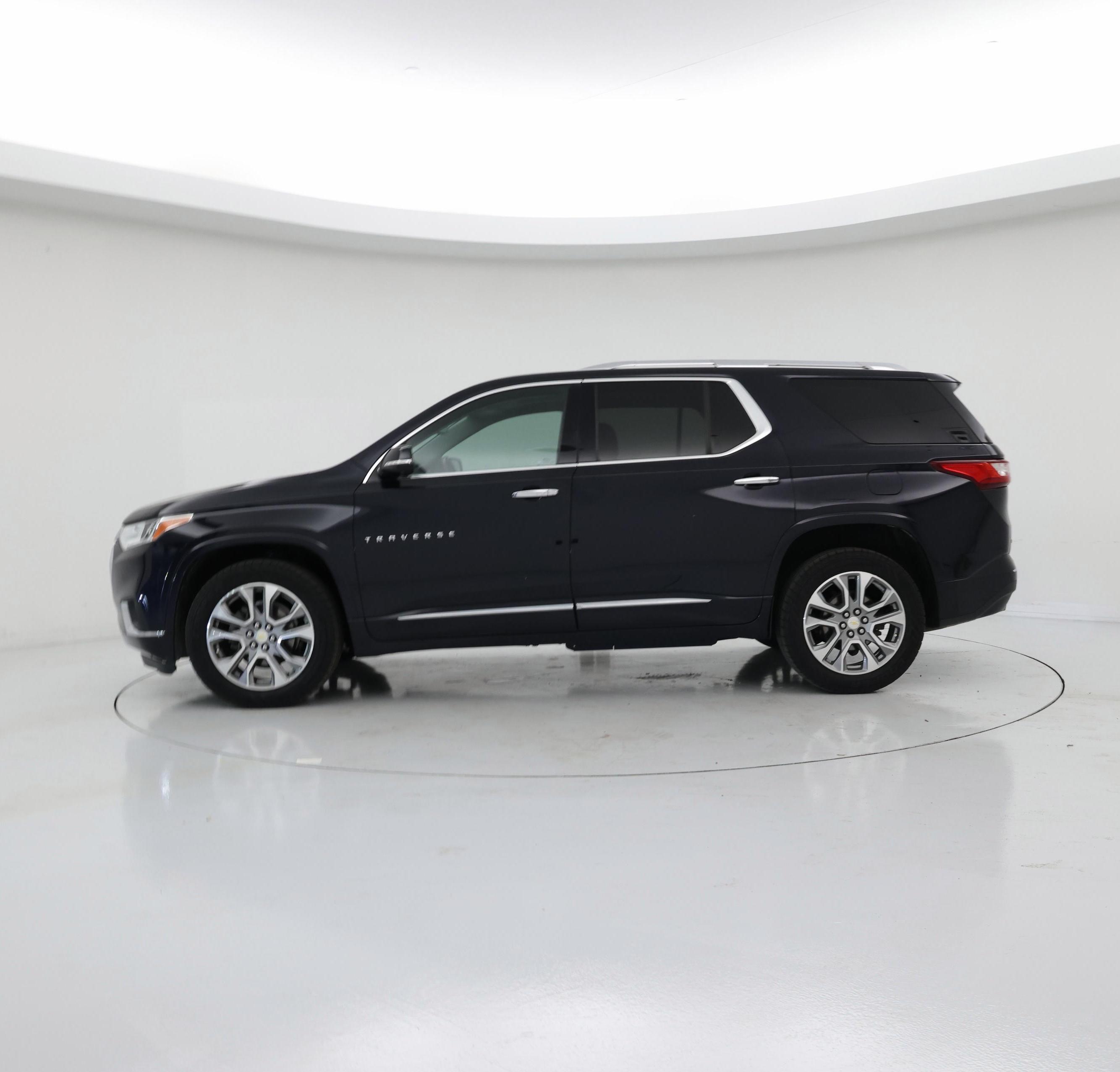 Thumbnail: 2020 Chevrolet Traverse - 3