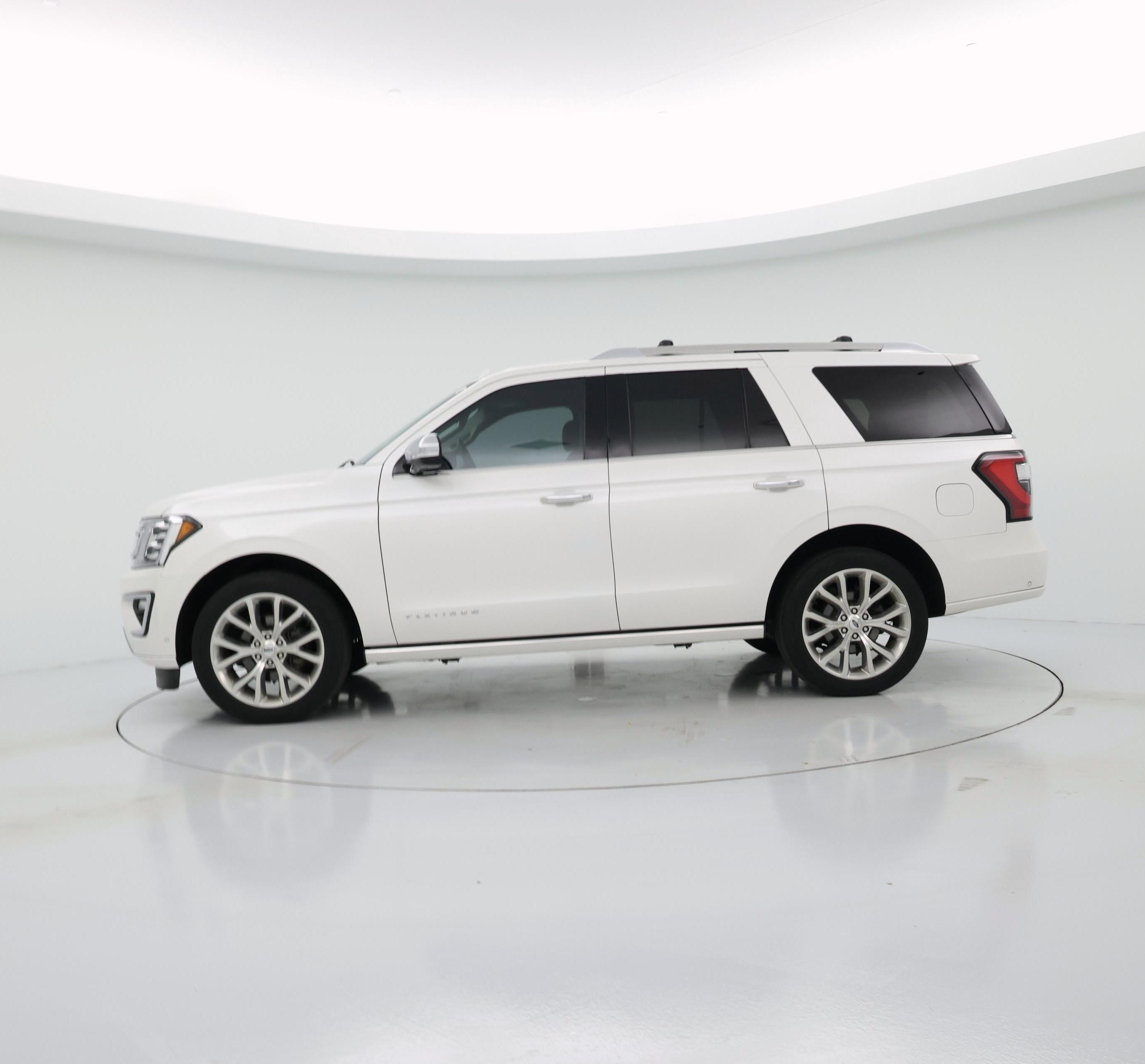 Thumbnail: 2019 Ford Expedition - 3
