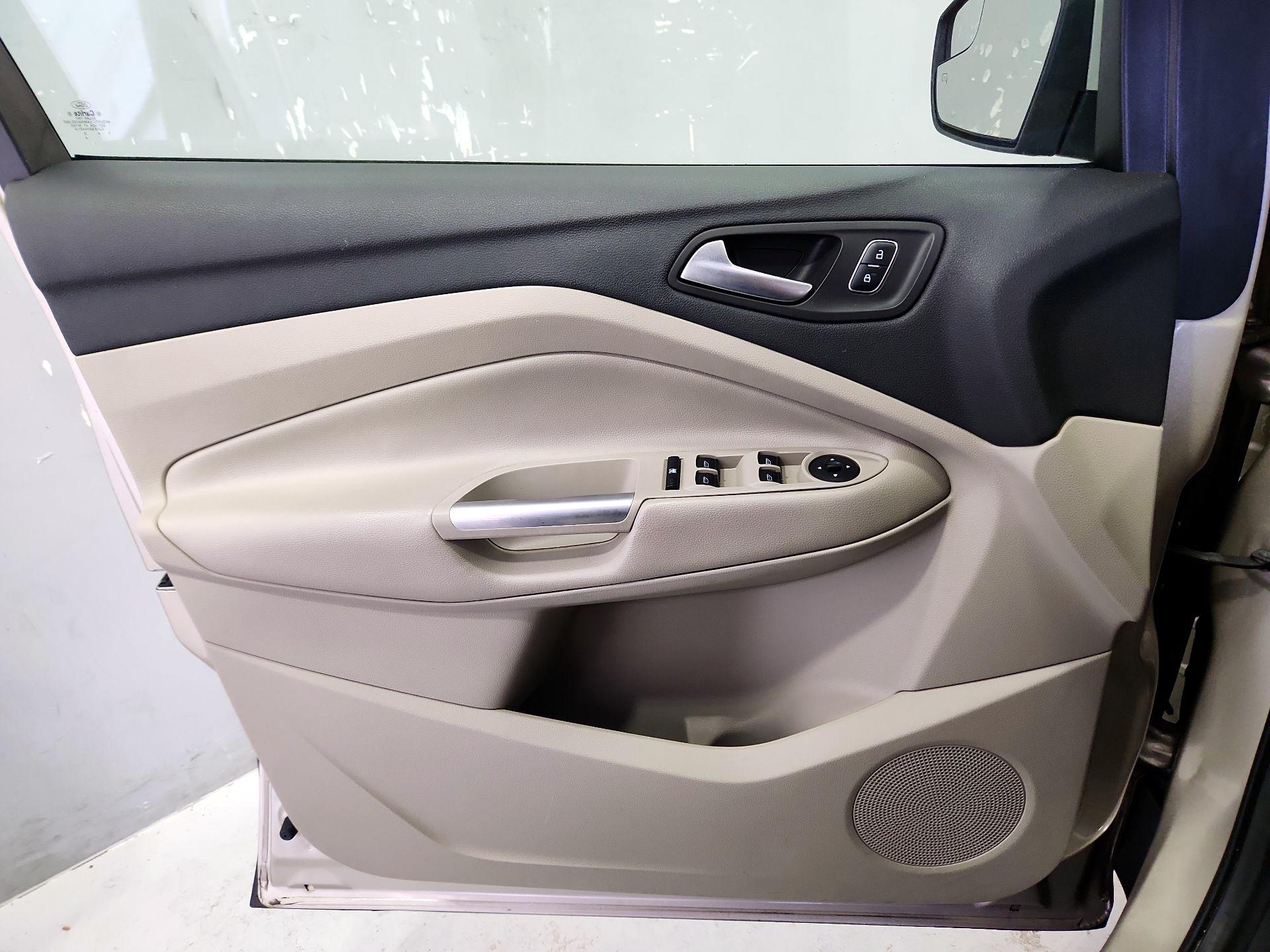 Thumbnail: 2018 Ford Escape - 12