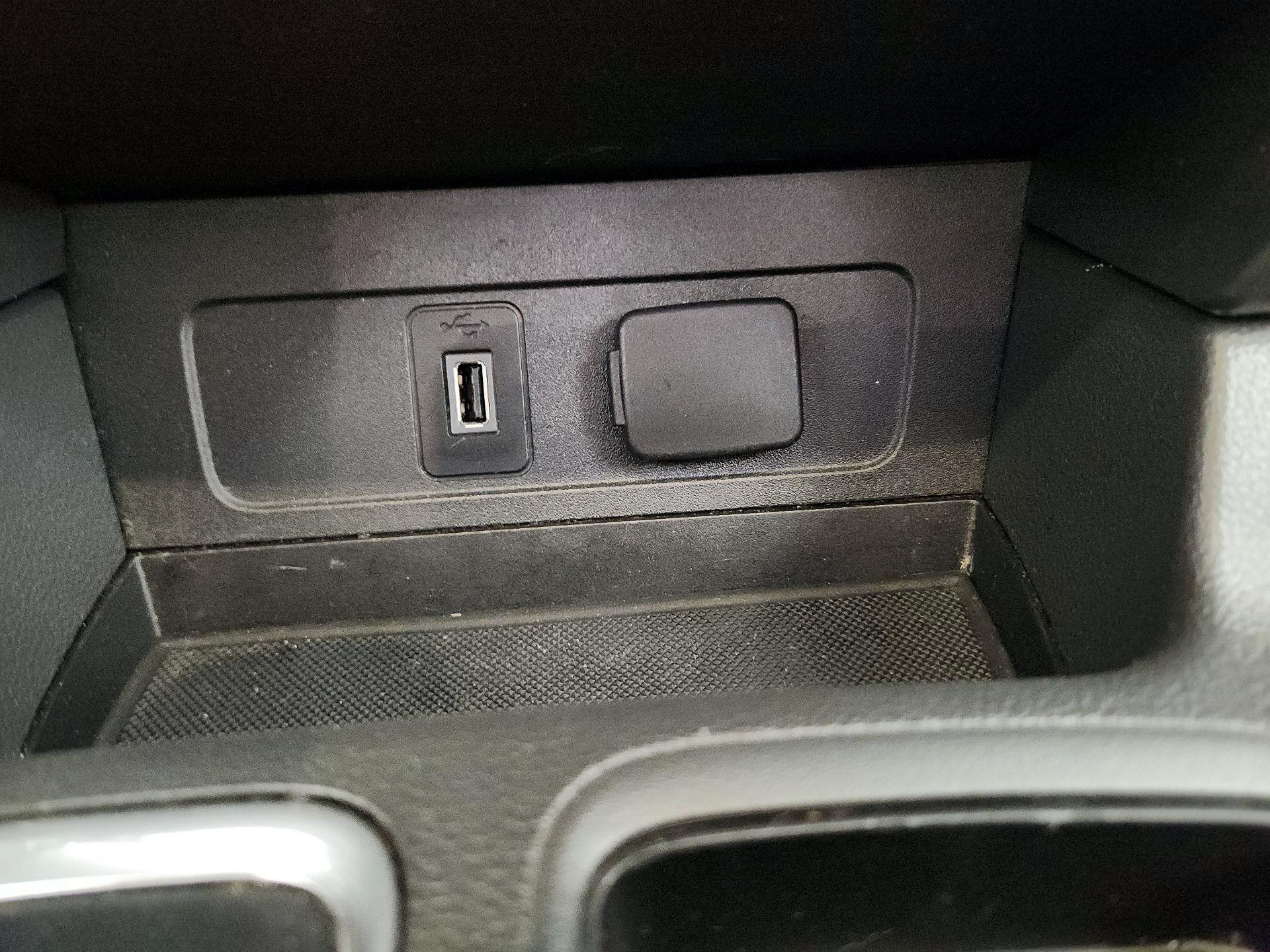 Thumbnail: 2018 Ford Escape - 18