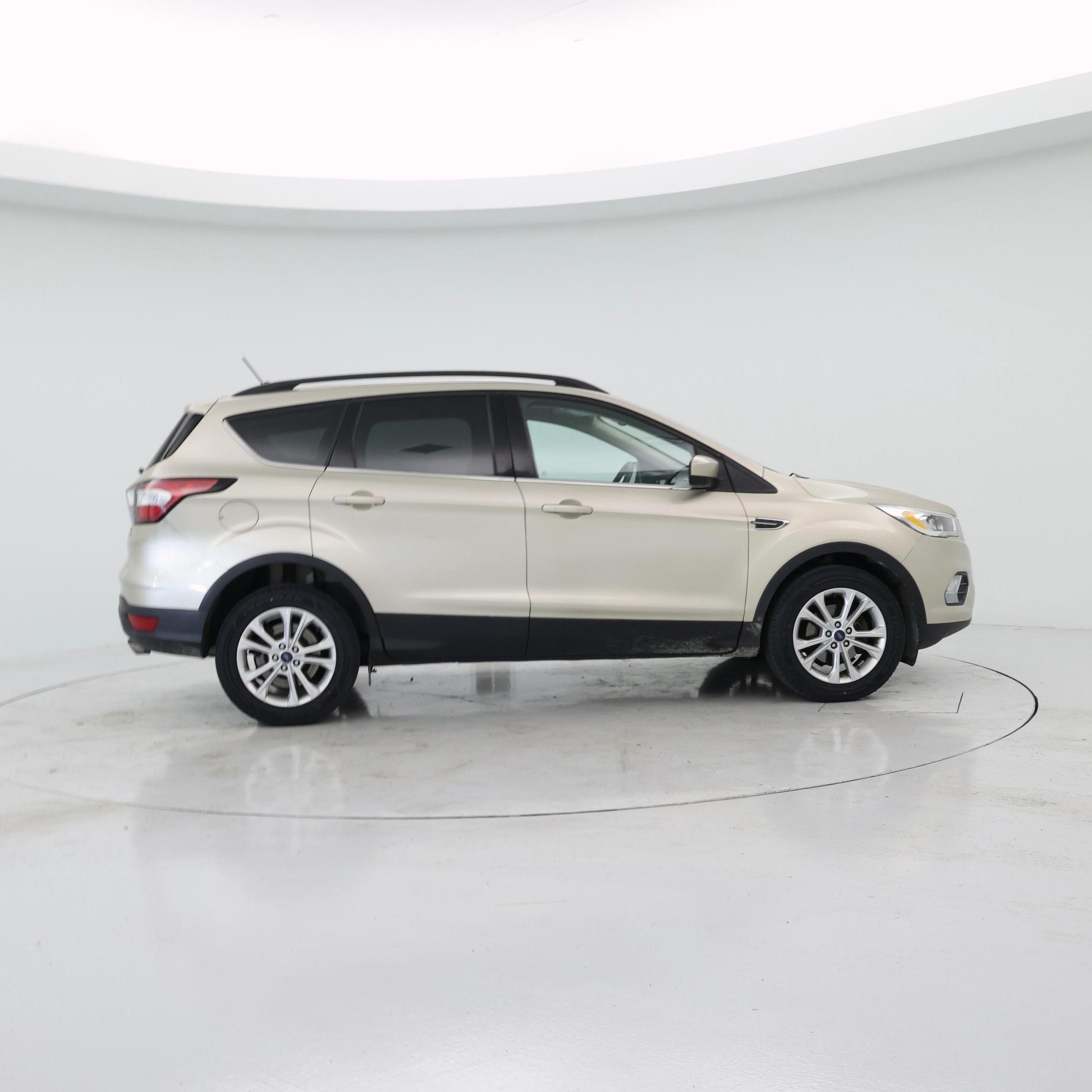 Thumbnail: 2018 Ford Escape - 7