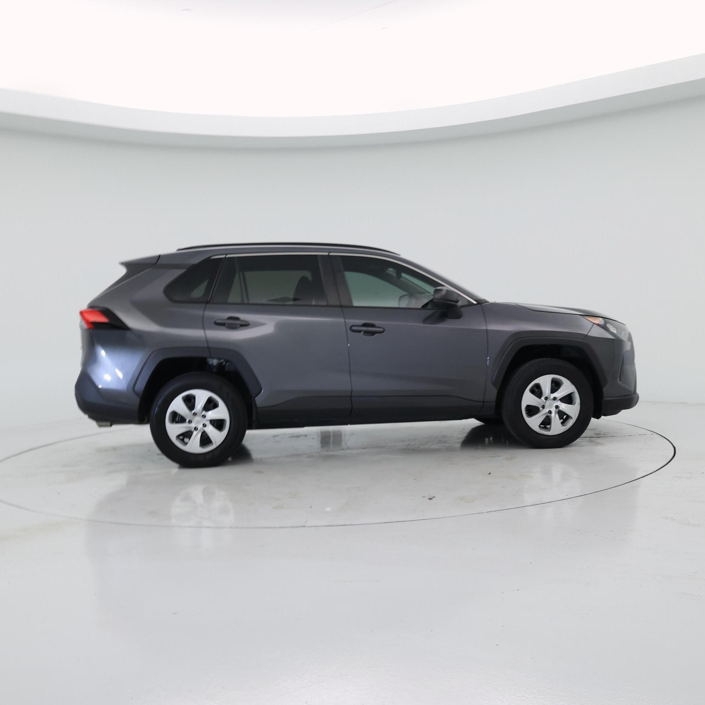 Thumbnail: 2021 Toyota RAV4 - 7