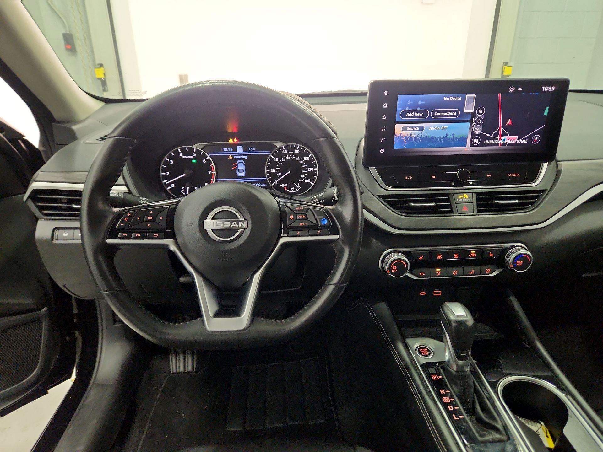 Thumbnail: 2023 Nissan Altima - 10