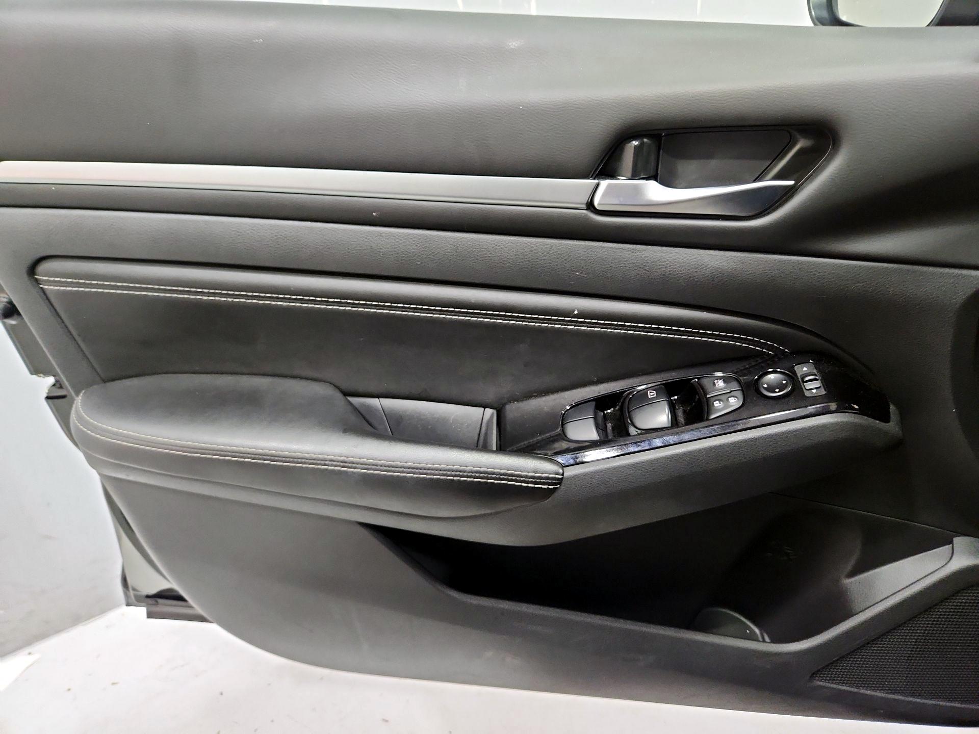 Thumbnail: 2023 Nissan Altima - 12